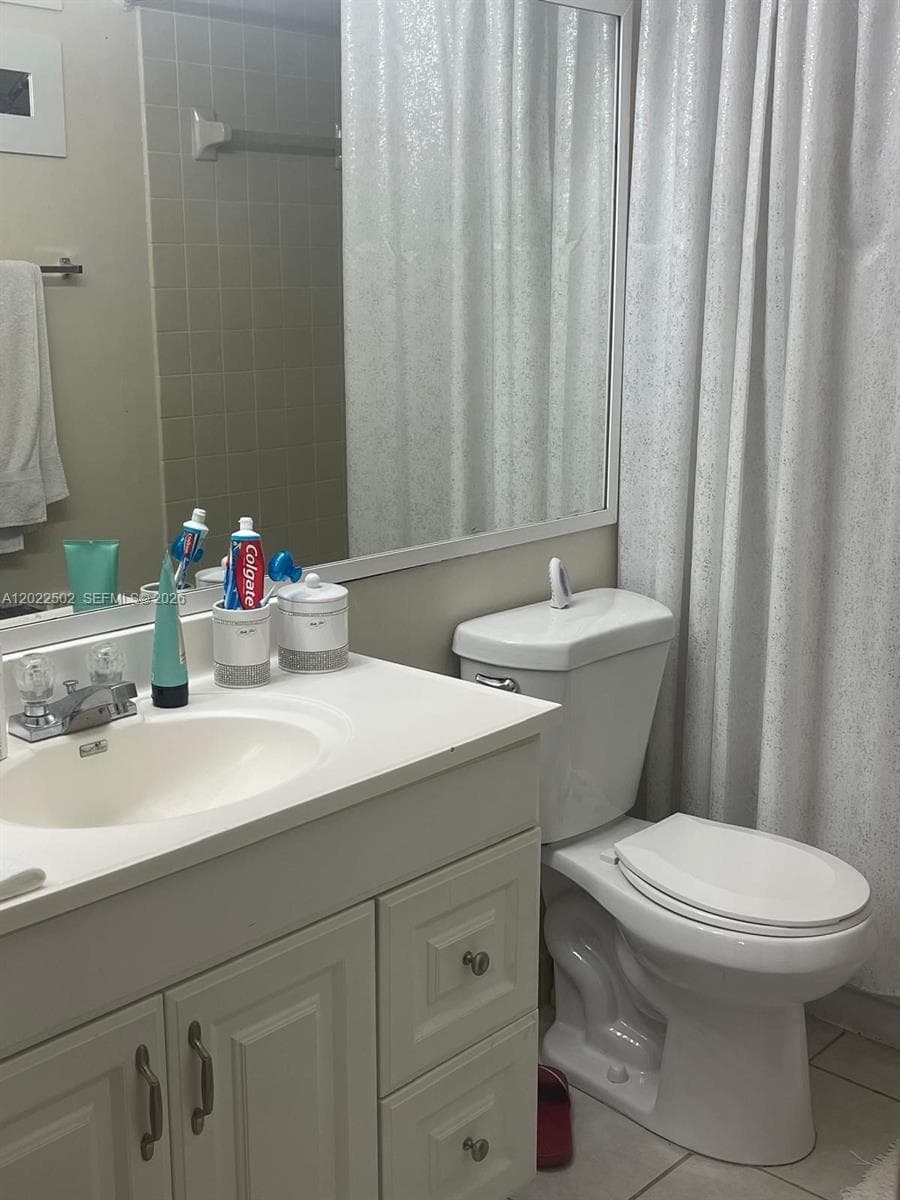 9880 Hammocks Blvd # 43, Miami FL 33196 — 9