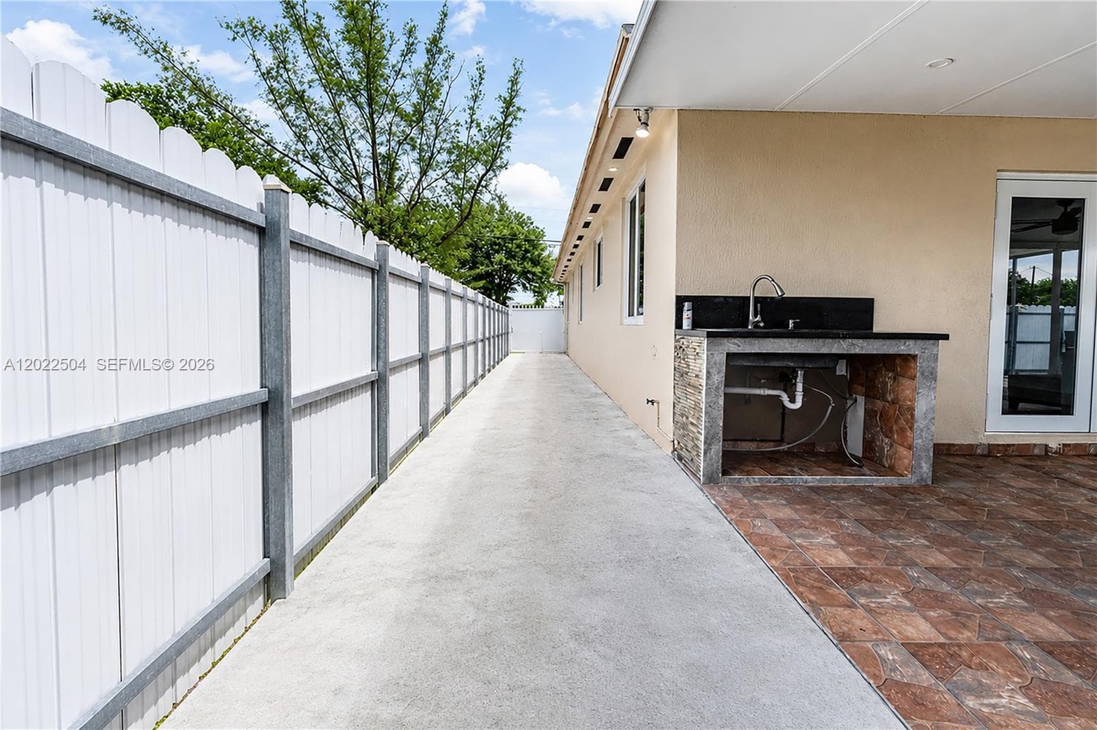 1670 NW 73rd St, Miami FL 33147 — 9