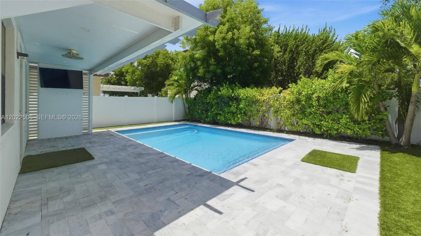 3567 W 110th Ter, Hialeah FL 33018 — 29