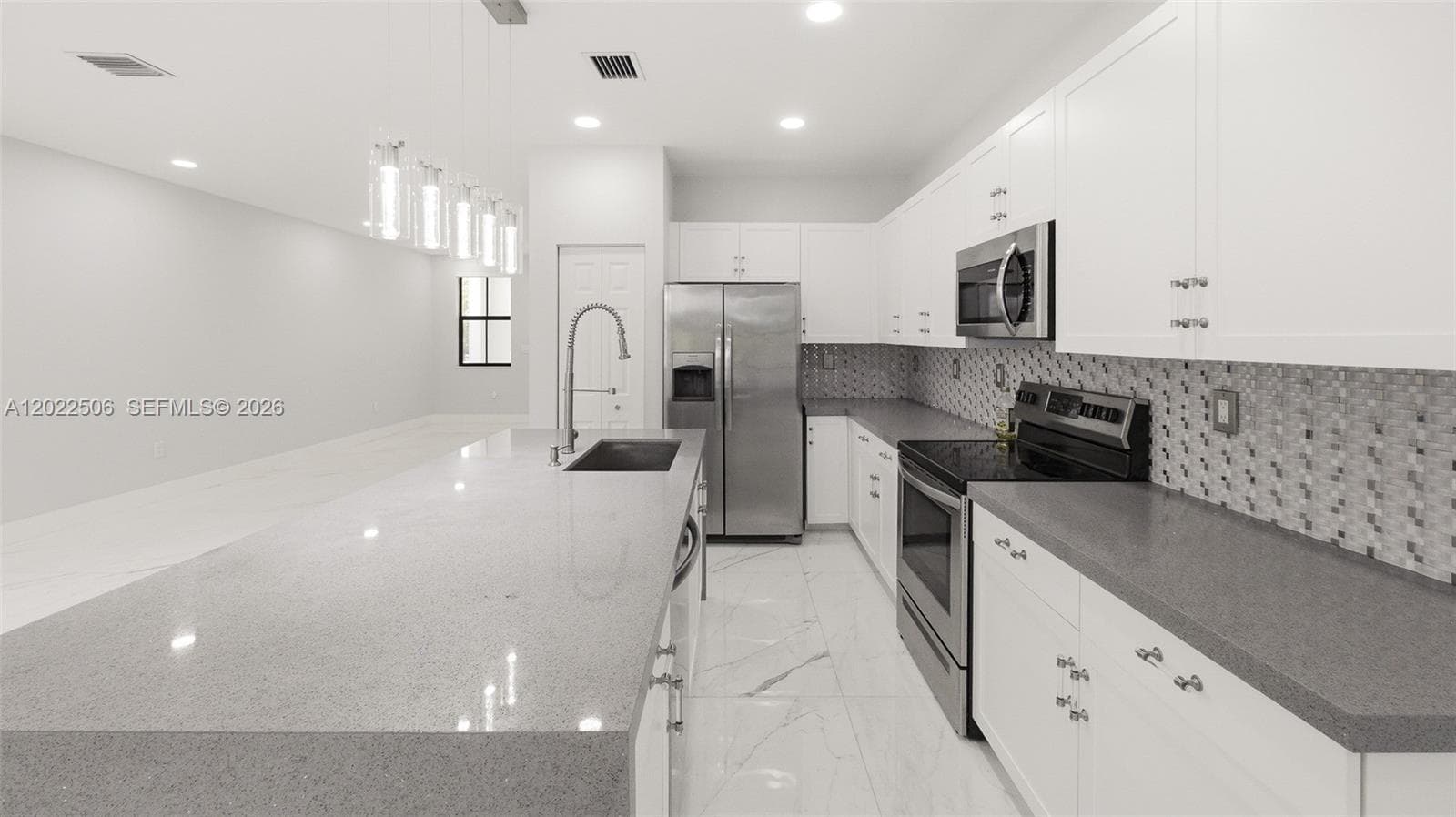 3567 W 110th Ter, Hialeah FL 33018 — 25