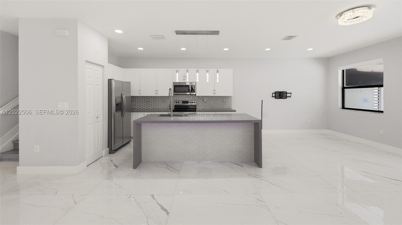 3567 W 110th Ter, Hialeah FL 33018 — 21