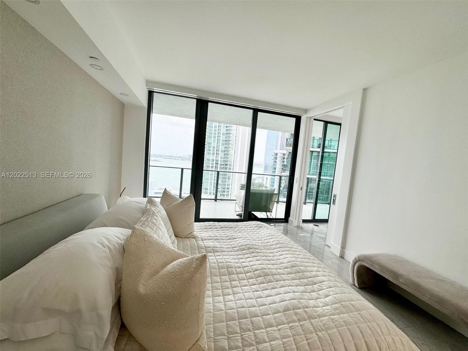 650 NE 32nd St # 1901, Miami FL 33137 — 26
