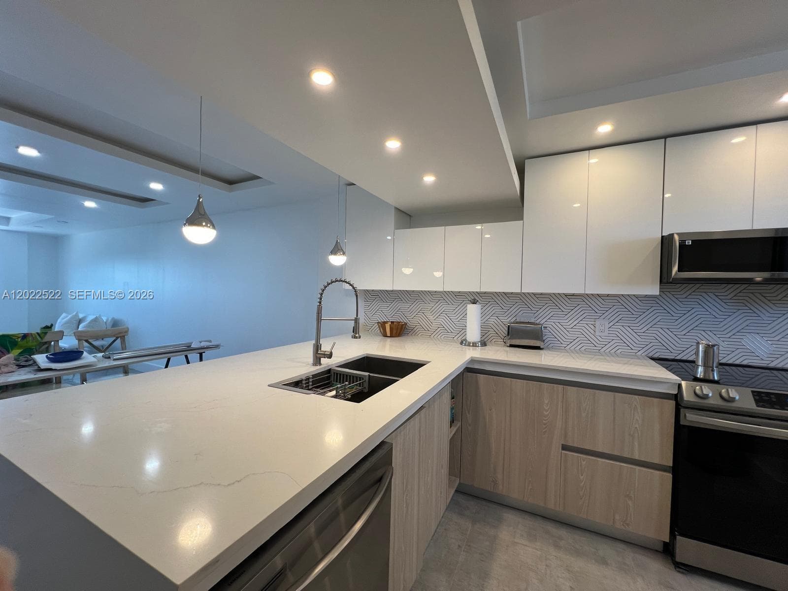 2903 N Miami Beach Blvd # 1003, North Miami Beach FL 33160 — 4