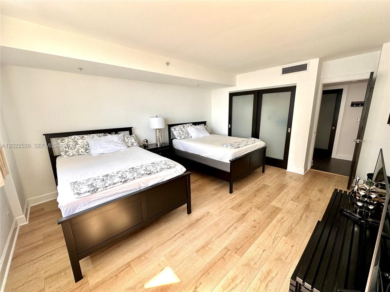 1500 Bay Rd # 1114S, Miami Beach FL 33139 — 15