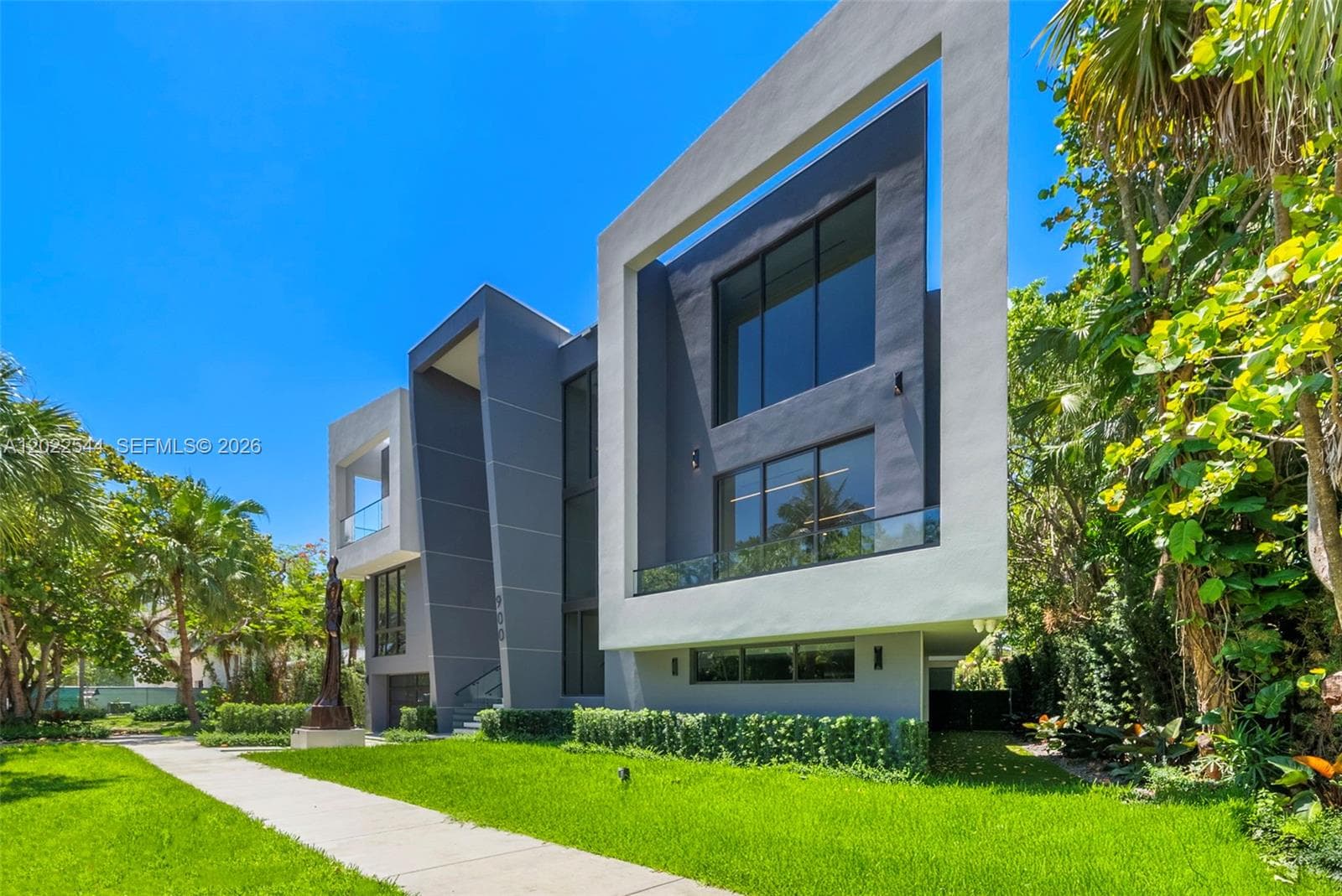 900 NE 75th St, Miami FL 33138 — 5