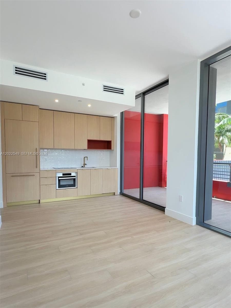 90 NE 32nd ST # 201, Miami FL 33145 — 3