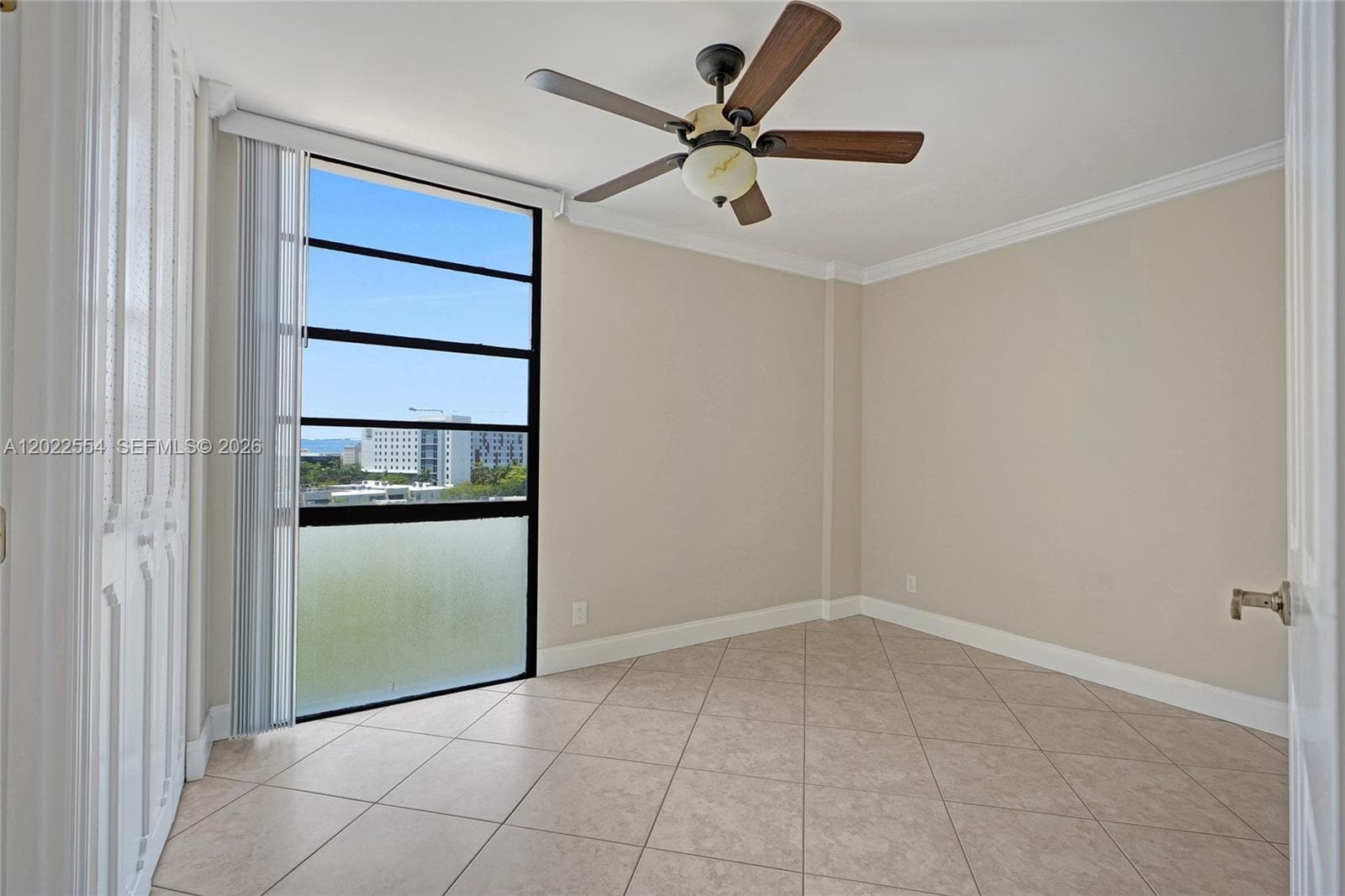 20400 W Country Club Dr # 812, Aventura FL 33180 — 15