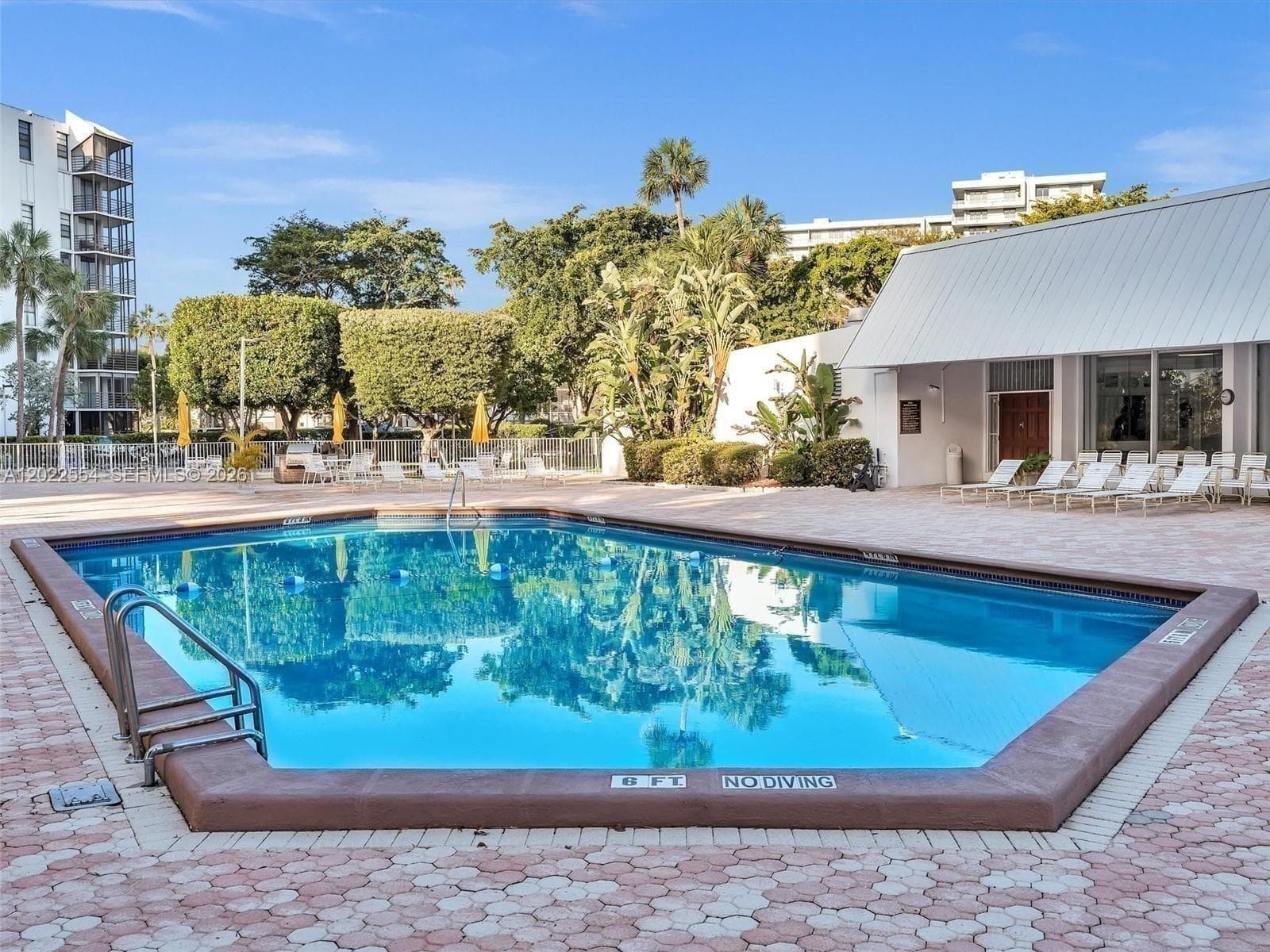 20400 W Country Club Dr # 812, Aventura FL 33180 — 31