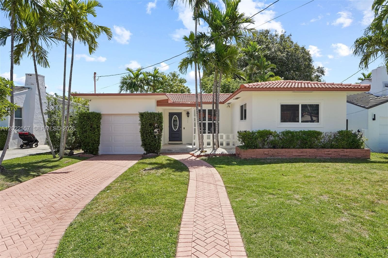 8927 Carlyle Ave, Surfside FL 33154 — 1