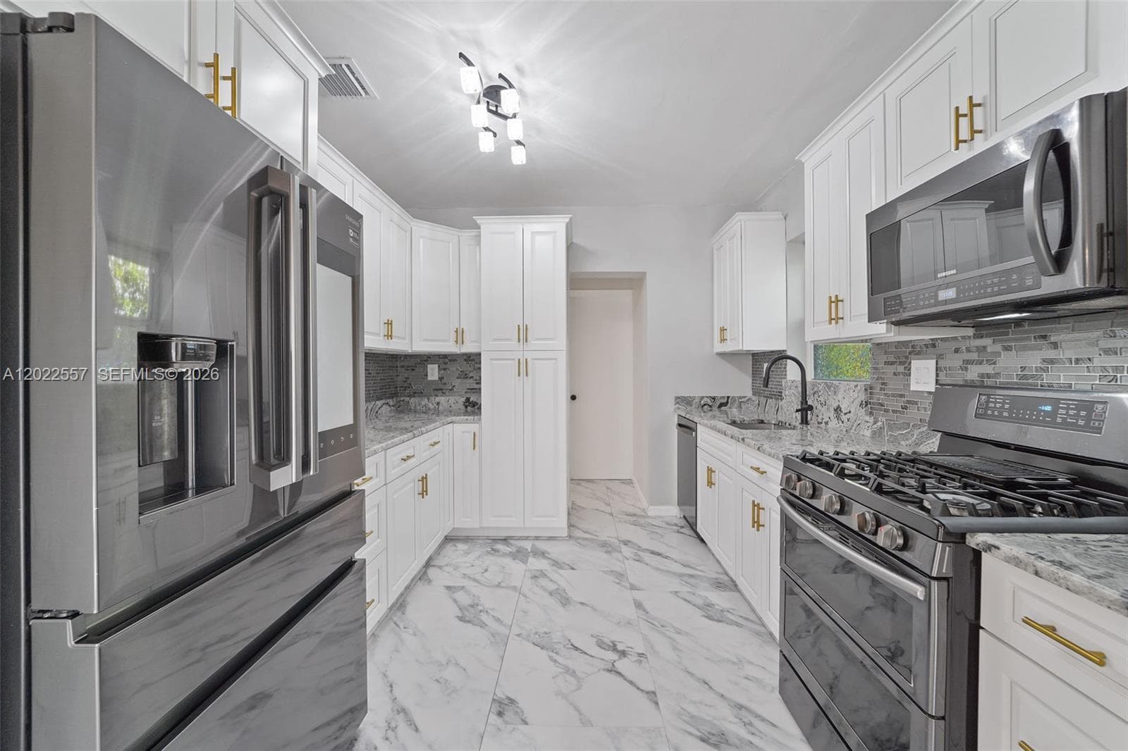 8927 Carlyle Ave, Surfside FL 33154 — 5