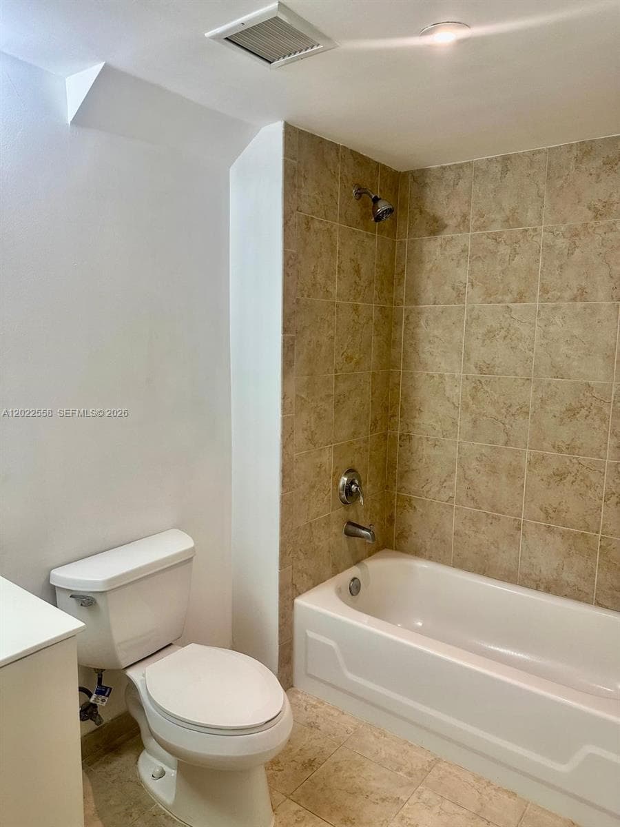 111 E Flagler # 702, Miami FL 33131 — 9