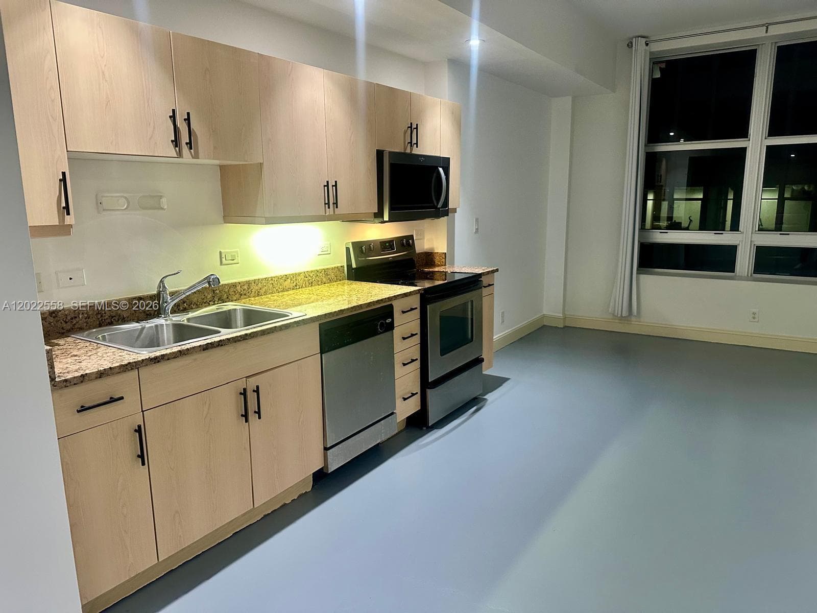111 E Flagler # 702, Miami FL 33131 — 11
