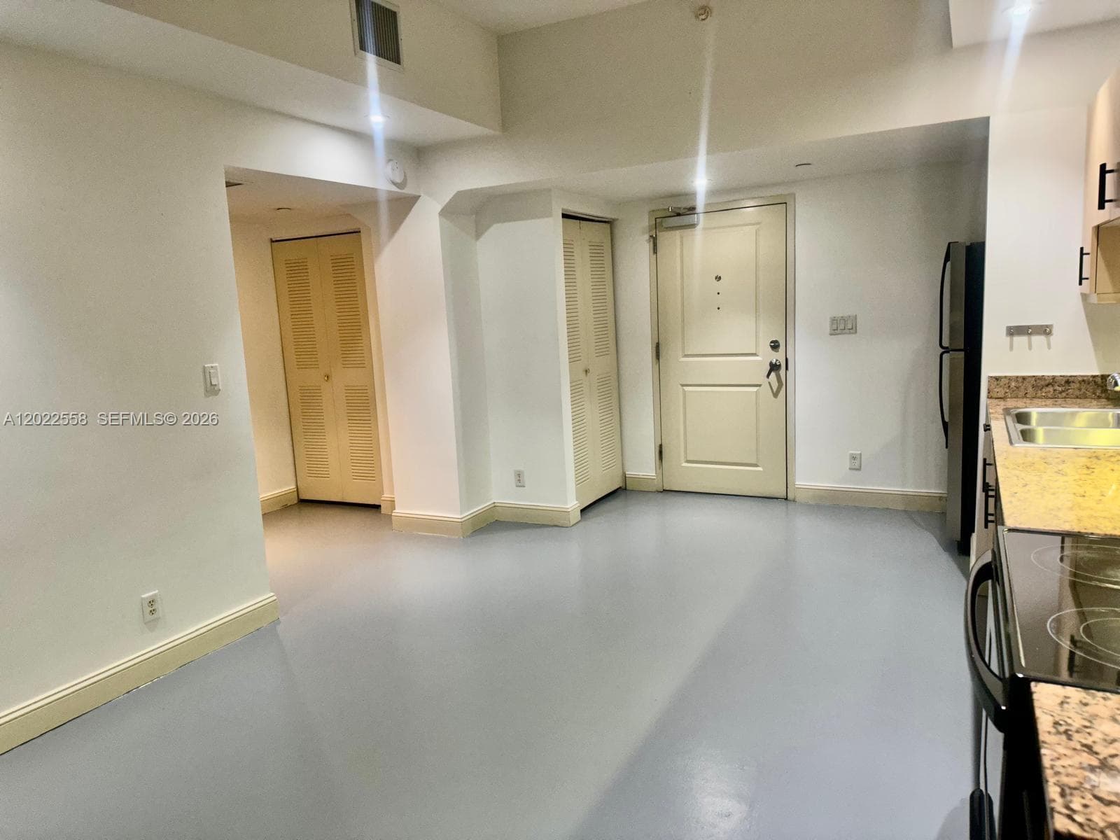 111 E Flagler # 702, Miami FL 33131 — 4
