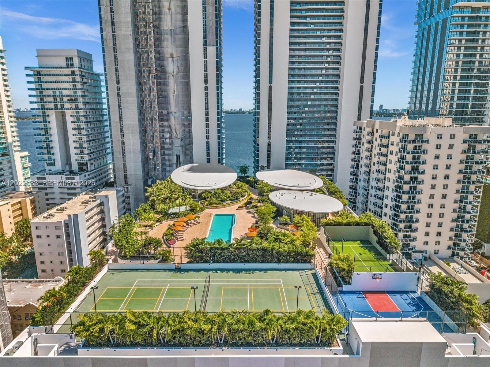 700 NE 24th st # 5404, Miami FL 33137 — 62