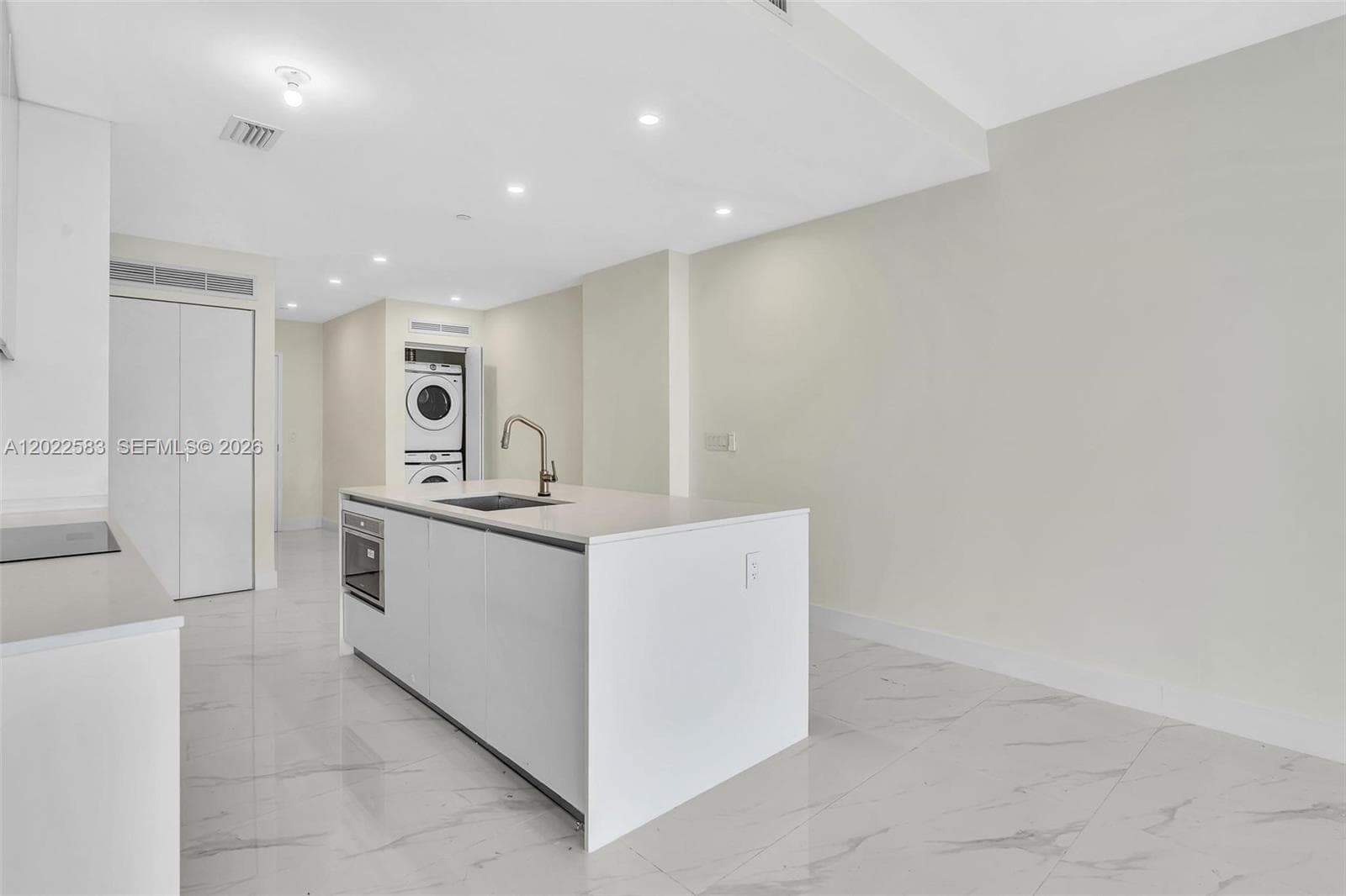 700 NE 24th st # 5404, Miami FL 33137 — 28