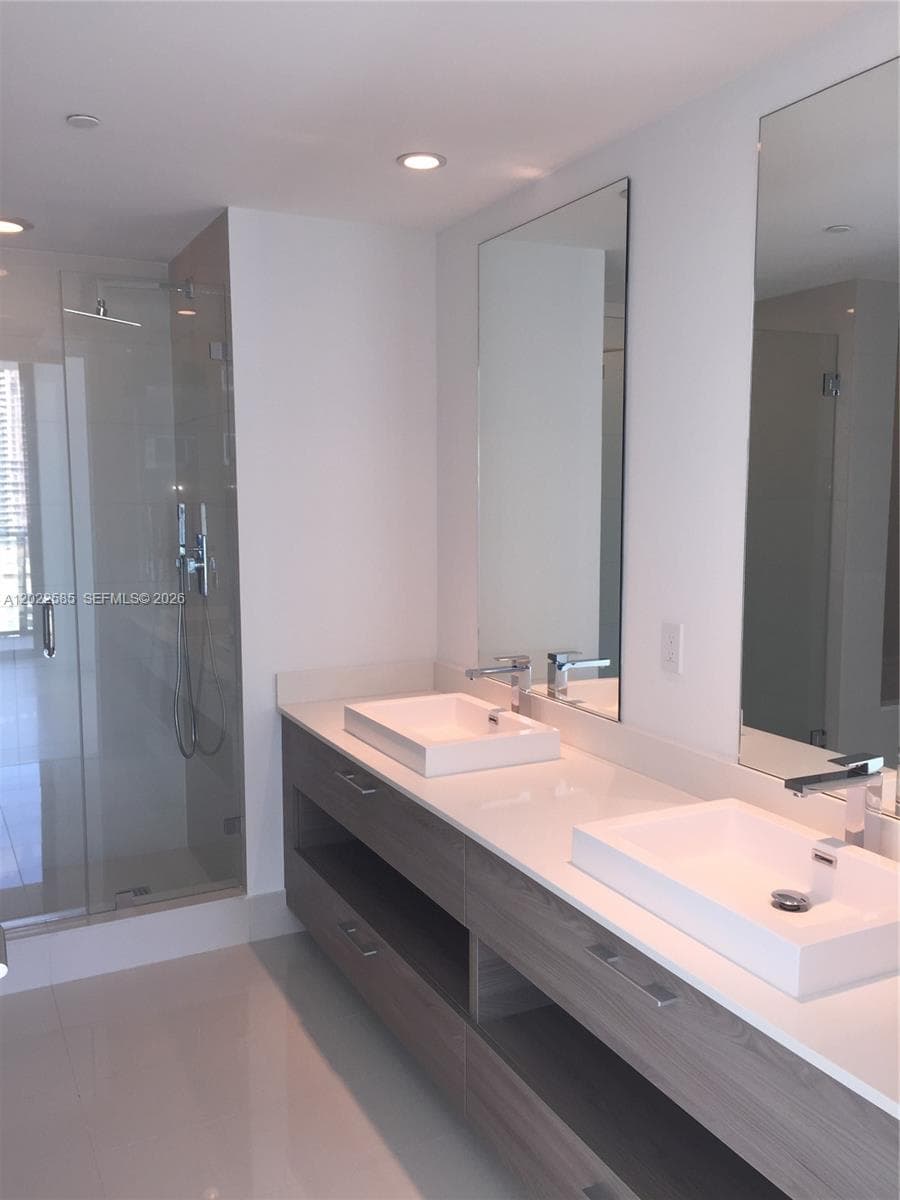 1300 S Miami # 1910, Miami FL 33130 — 11