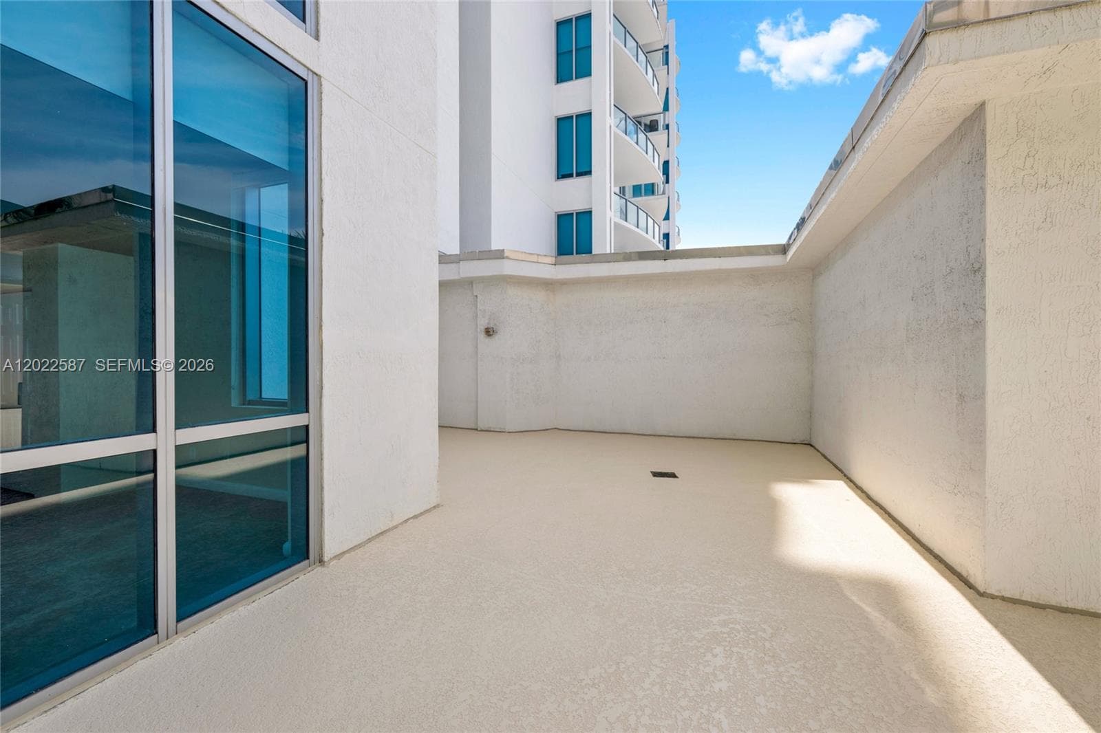 3029 NE 188th St # 301, Aventura FL 33180 — 24