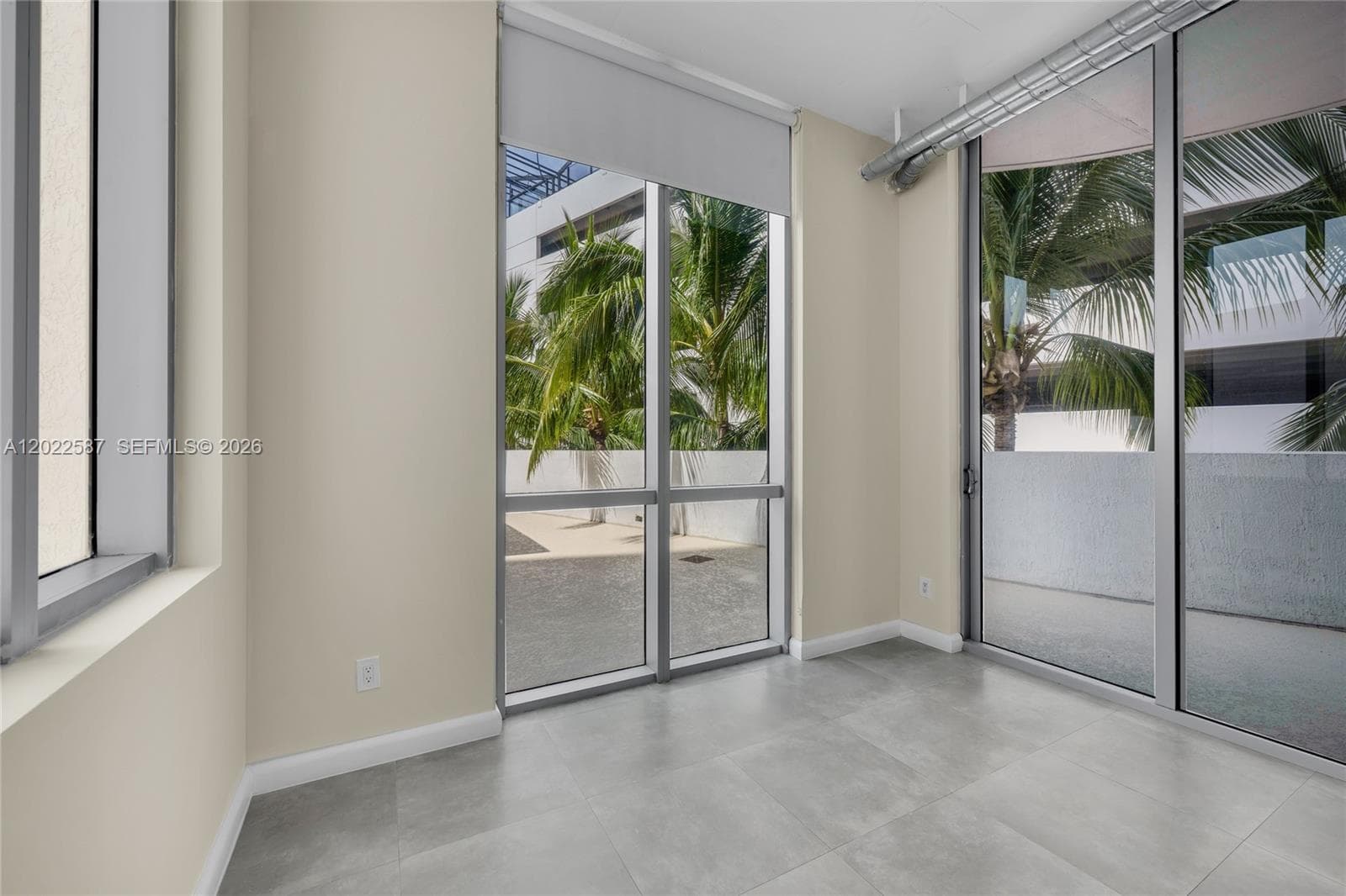 3029 NE 188th St # 301, Aventura FL 33180 — 18