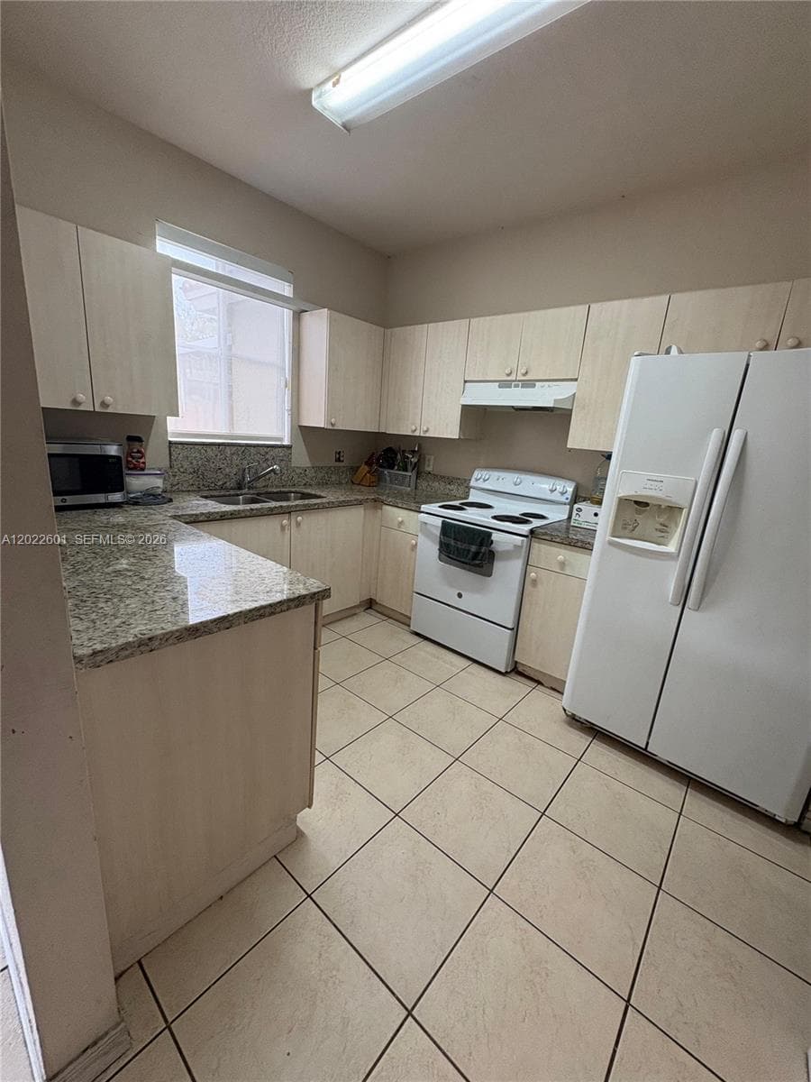 101 SW 15th Rd # 101, Homestead FL 33030 — 9