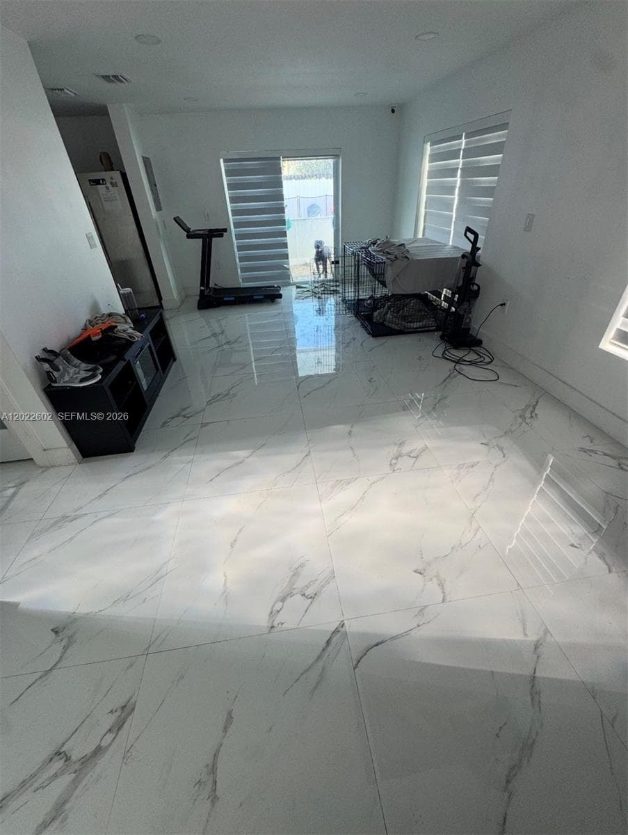 14017 SW 160th Ter, Miami FL 33177 — 6