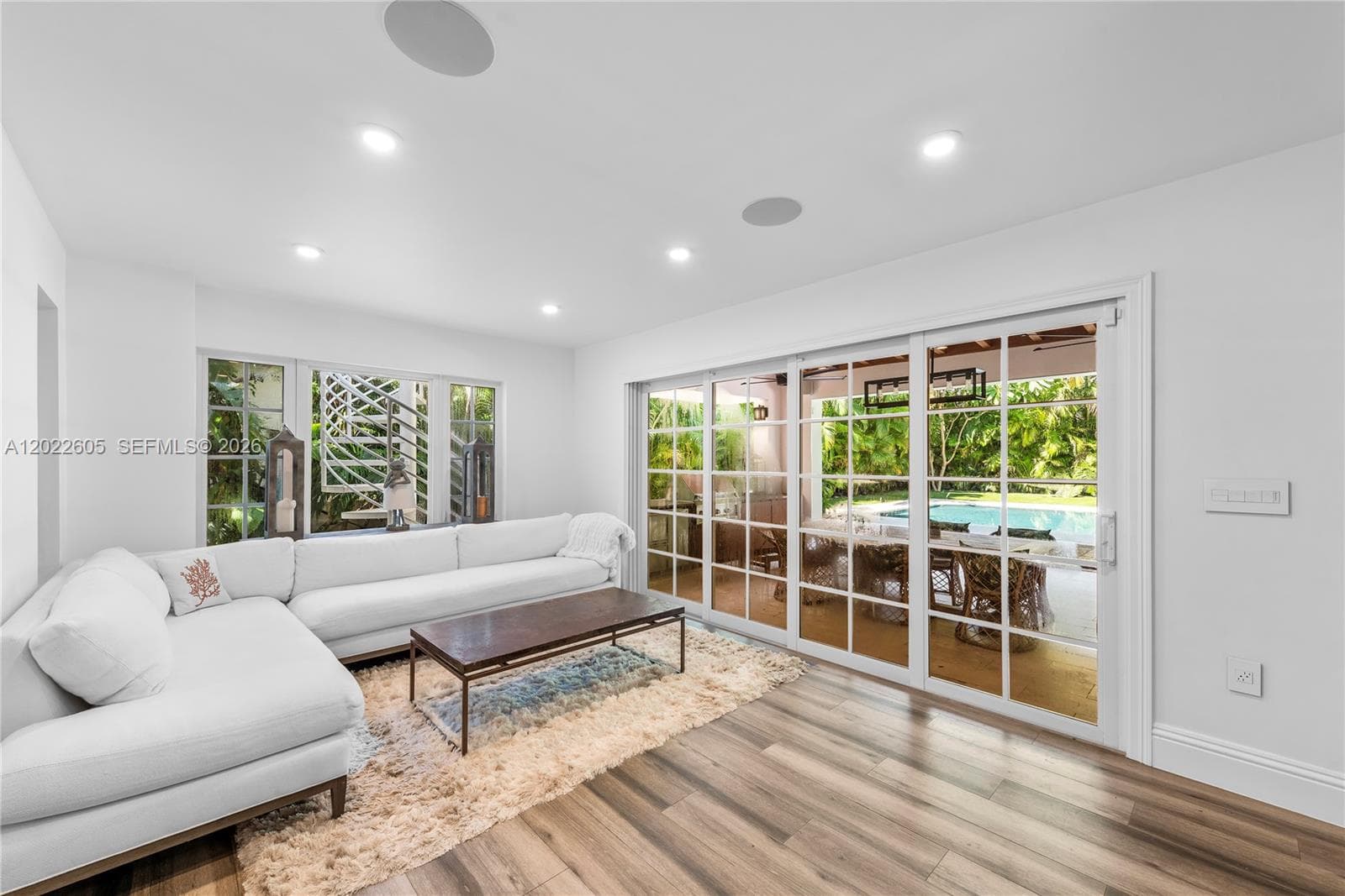 5236 Pine Tree Dr, Miami Beach FL 33140 — 22