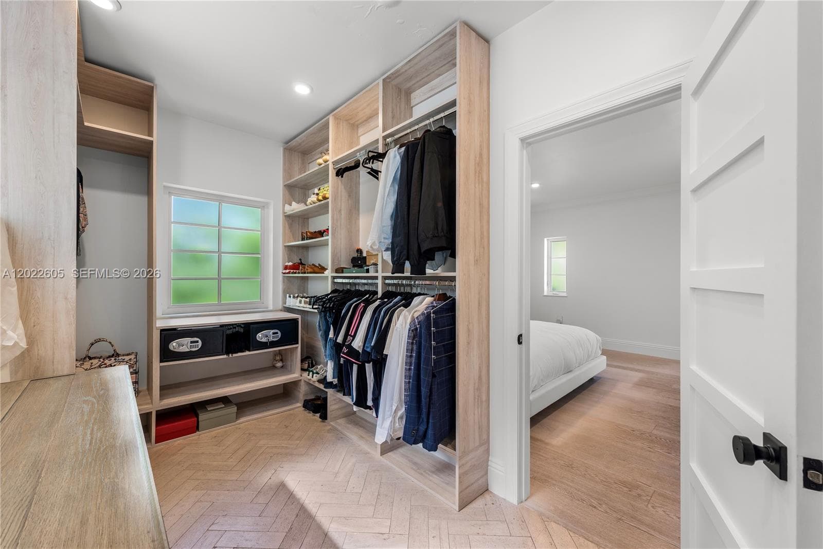 5236 Pine Tree Dr, Miami Beach FL 33140 — 34
