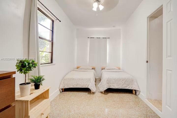 224 NE 111th St, Miami FL 33161 — 7