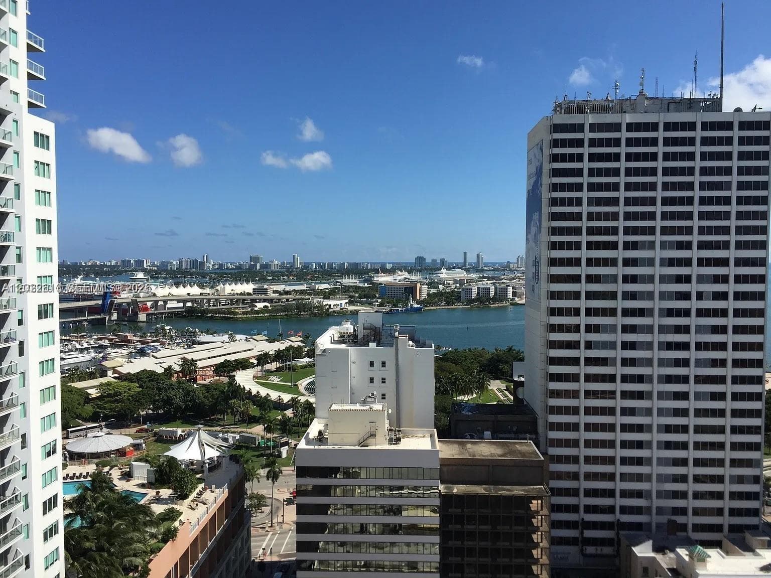 133 NE 2nd Ave # 2302, Miami FL 33132 — 33