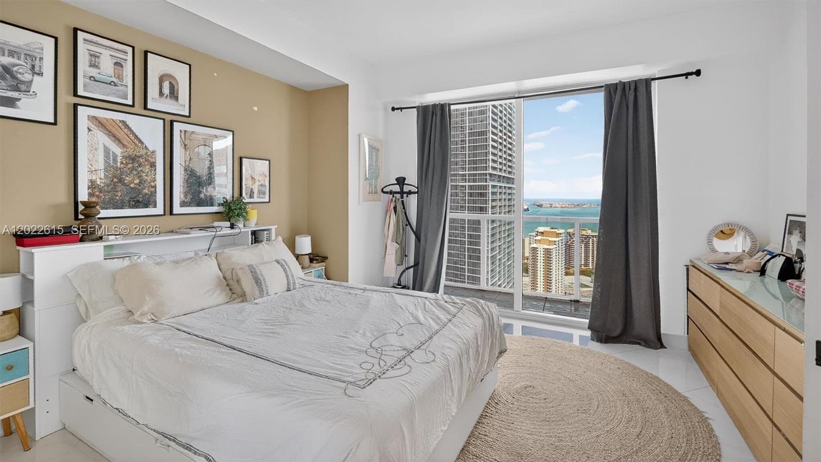 500 Brickell Ave # 4102, Miami FL 33131 — 23