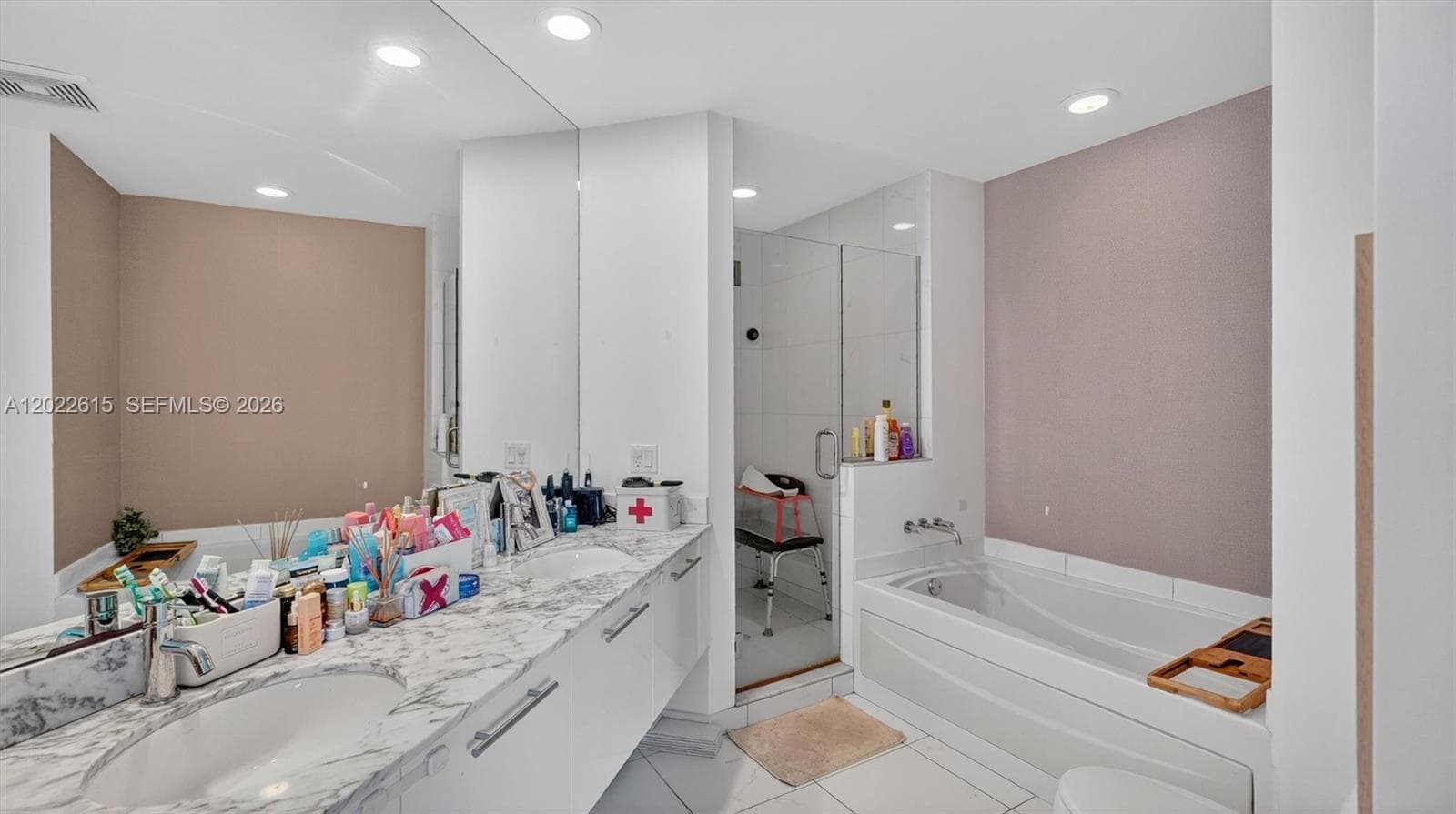 500 Brickell Ave # 4102, Miami FL 33131 — 22
