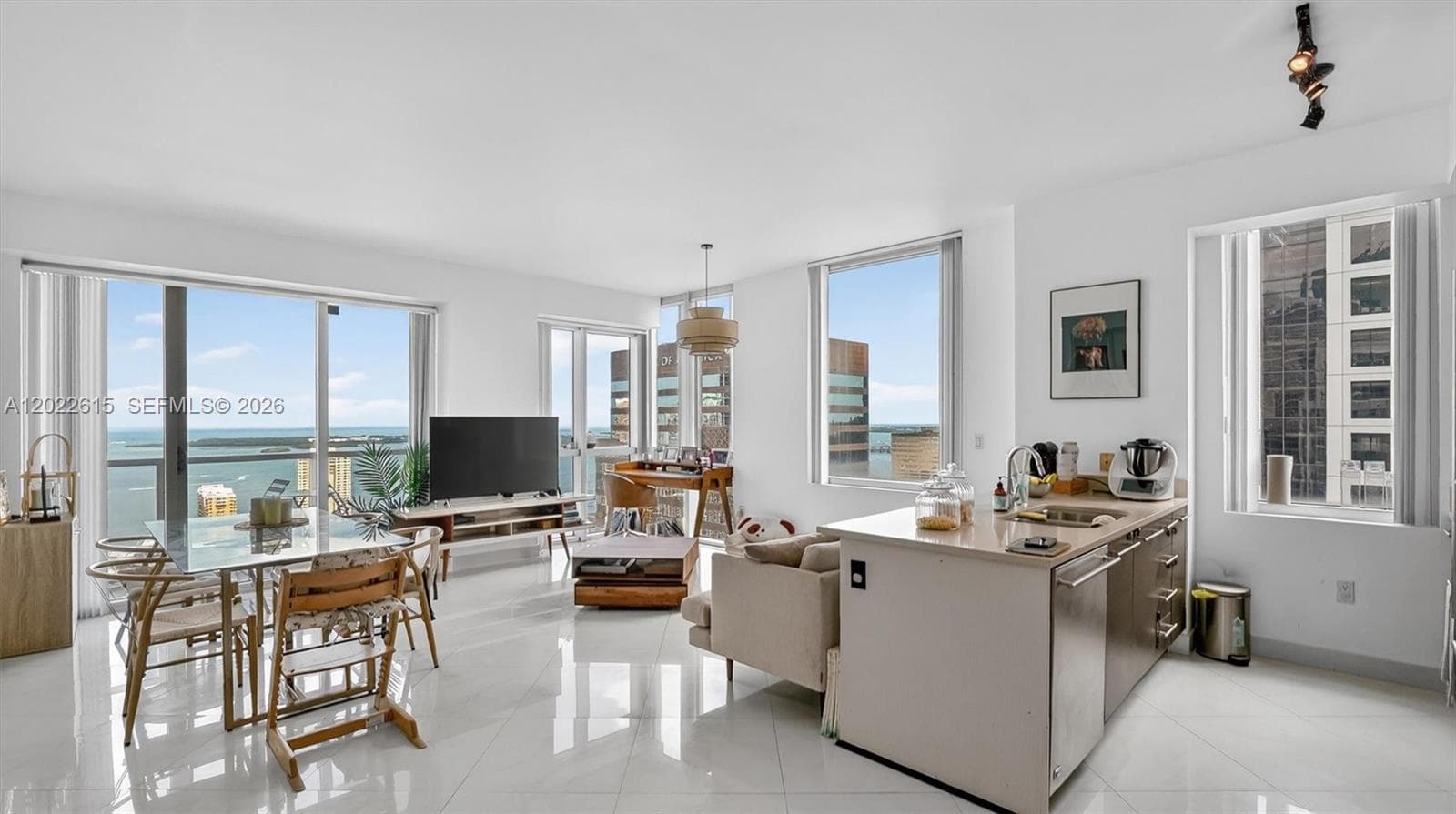 500 Brickell Ave # 4102, Miami FL 33131 — 1