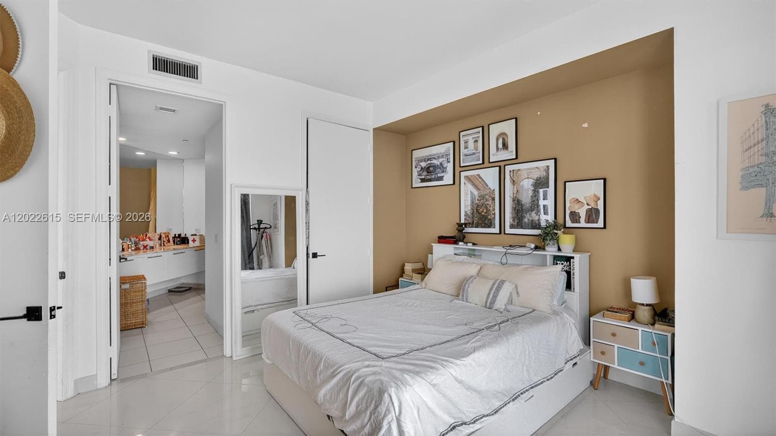 500 Brickell Ave # 4102, Miami FL 33131 — 18