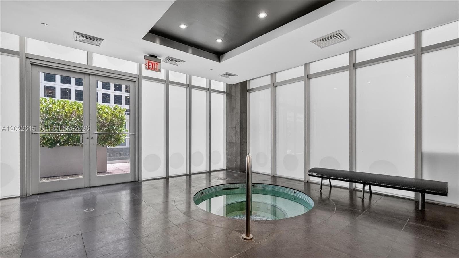 500 Brickell Ave # 4102, Miami FL 33131 — 48