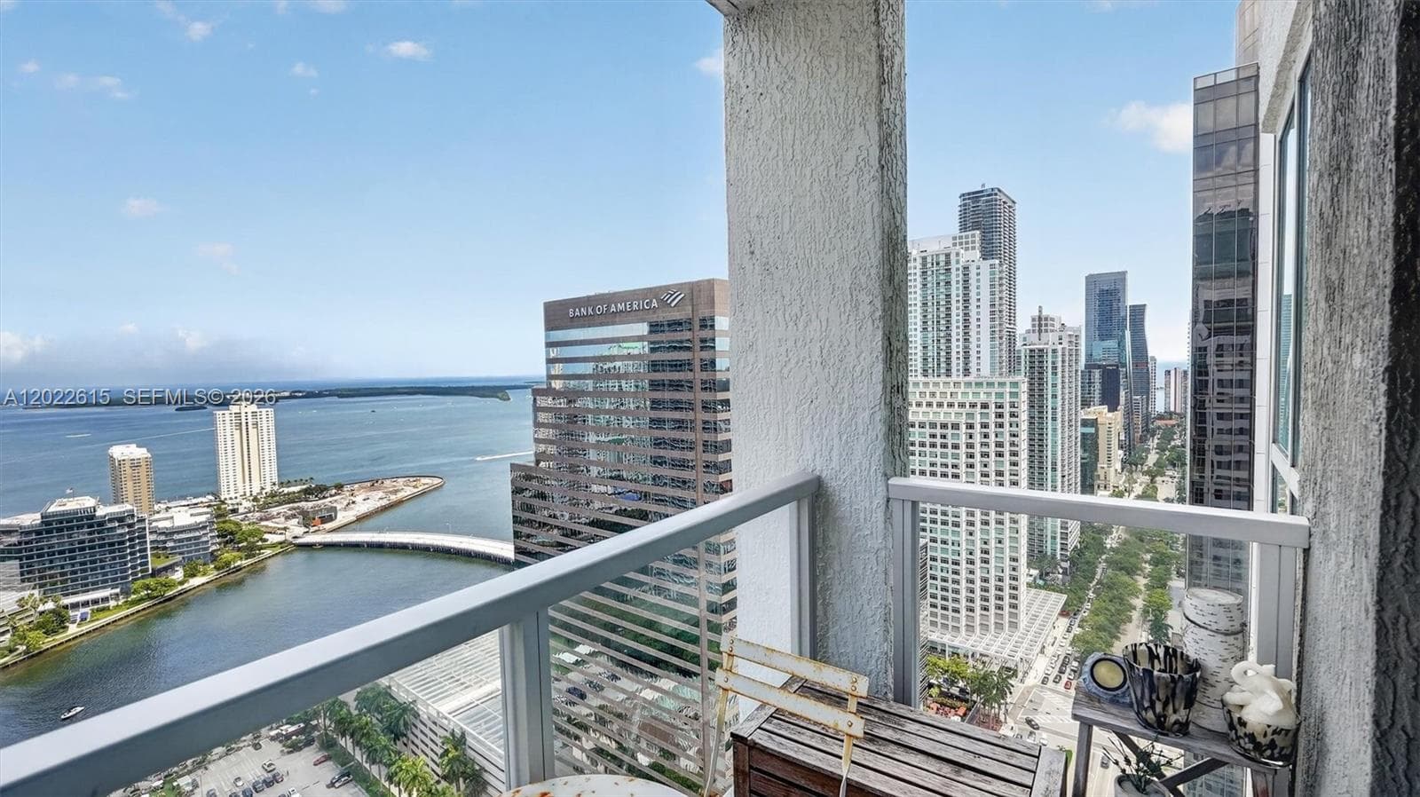 500 Brickell Ave # 4102, Miami FL 33131 — 35
