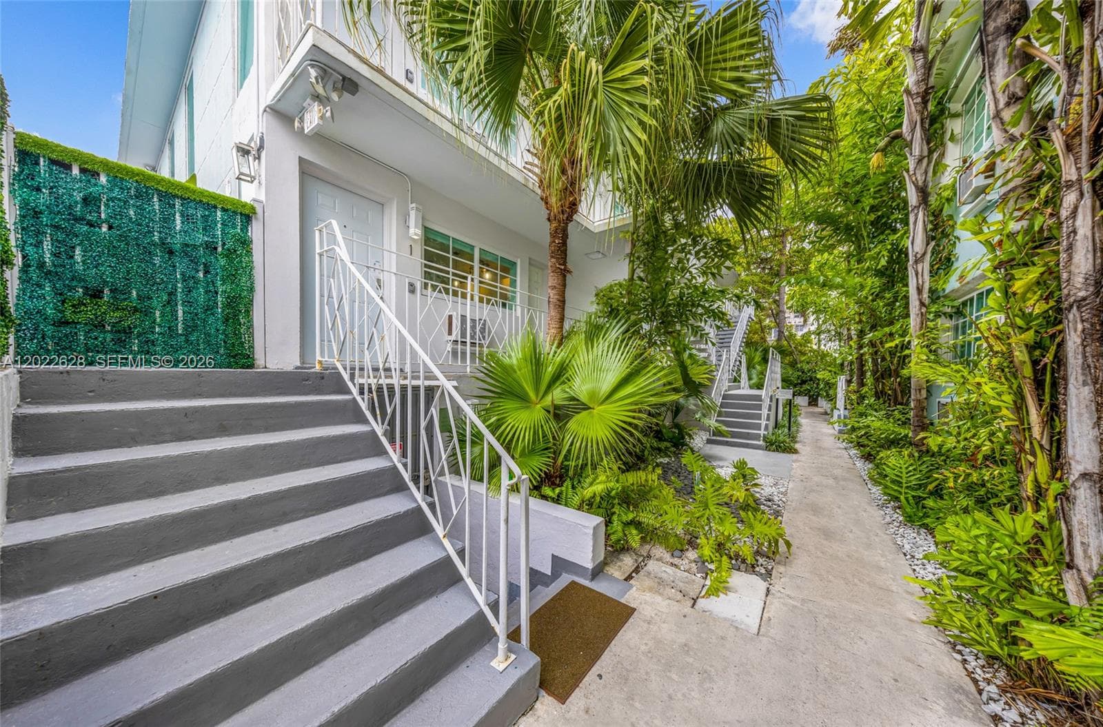 7830 Abbott Ave # 25, Miami Beach FL 33141 — 3