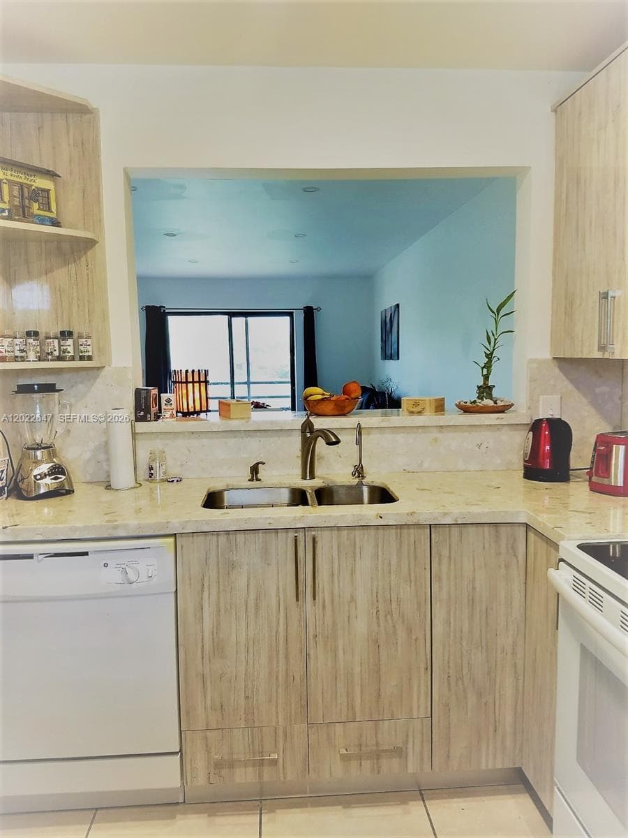 14857 SW 104th St # 201, Miami FL 33196 — 8