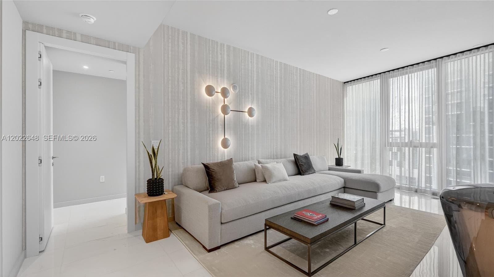 300 Biscayne Blvd Way # 3604, Miami FL 33131 — 36