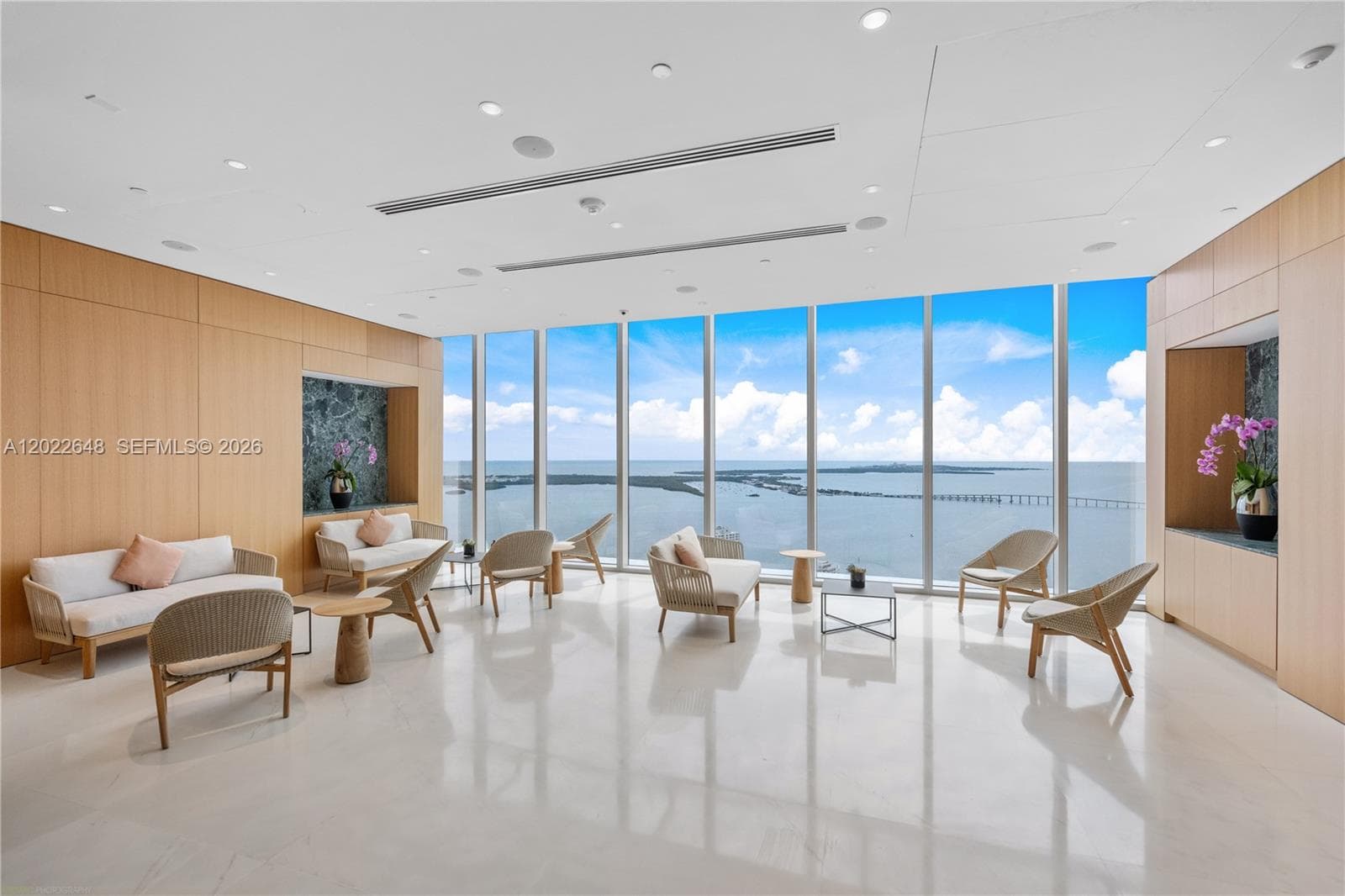 300 Biscayne Blvd Way # 3604, Miami FL 33131 — 58