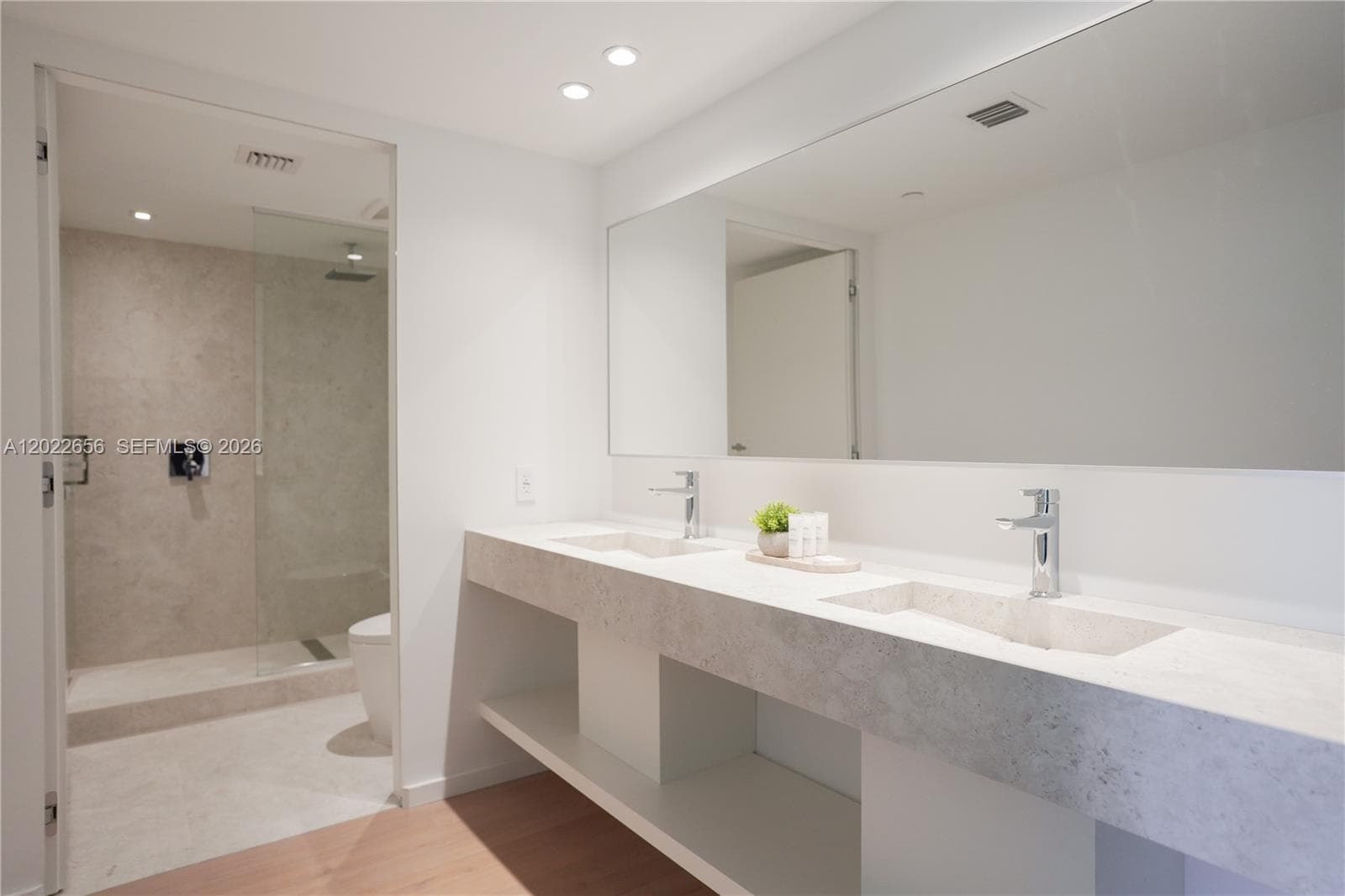 10250 Collins Avenue # 412, Bal Harbour FL 33154 — 17