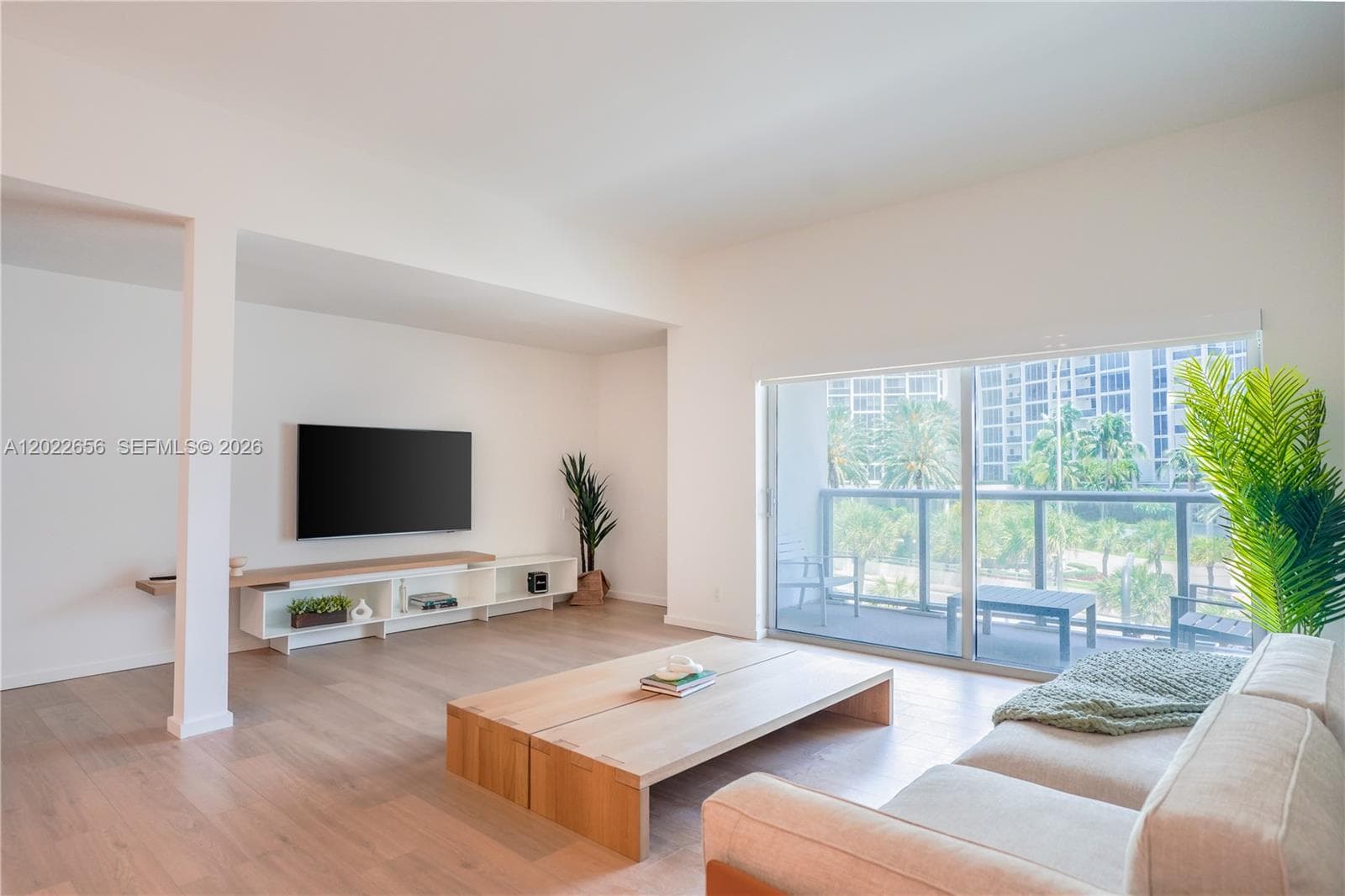 10250 Collins Avenue # 412, Bal Harbour FL 33154 — 9