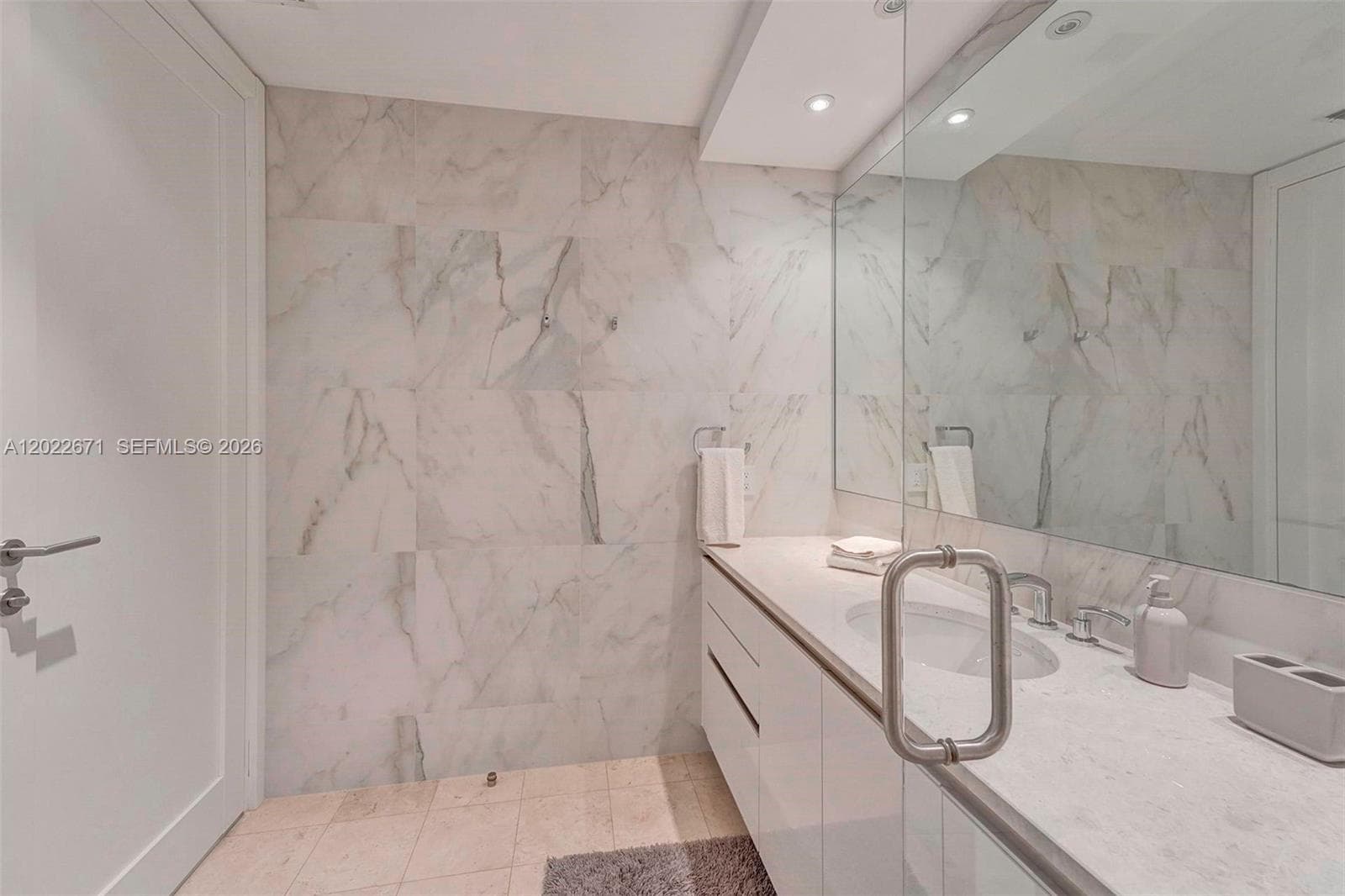 16051 Collins Ave # 1102, Sunny Isles Beach FL 33160 — 41