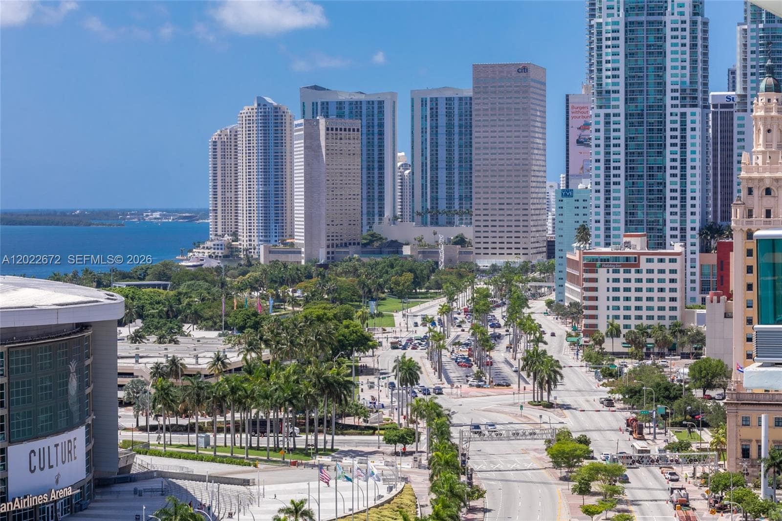 900 Biscayne Blvd # 2002, Miami FL 33132 — 34
