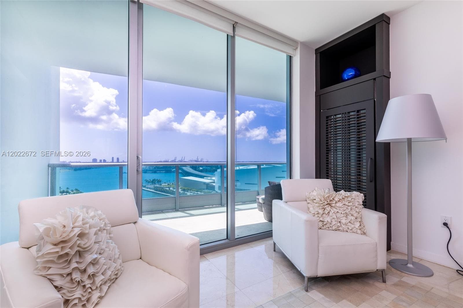 900 Biscayne Blvd # 2002, Miami FL 33132 — 14