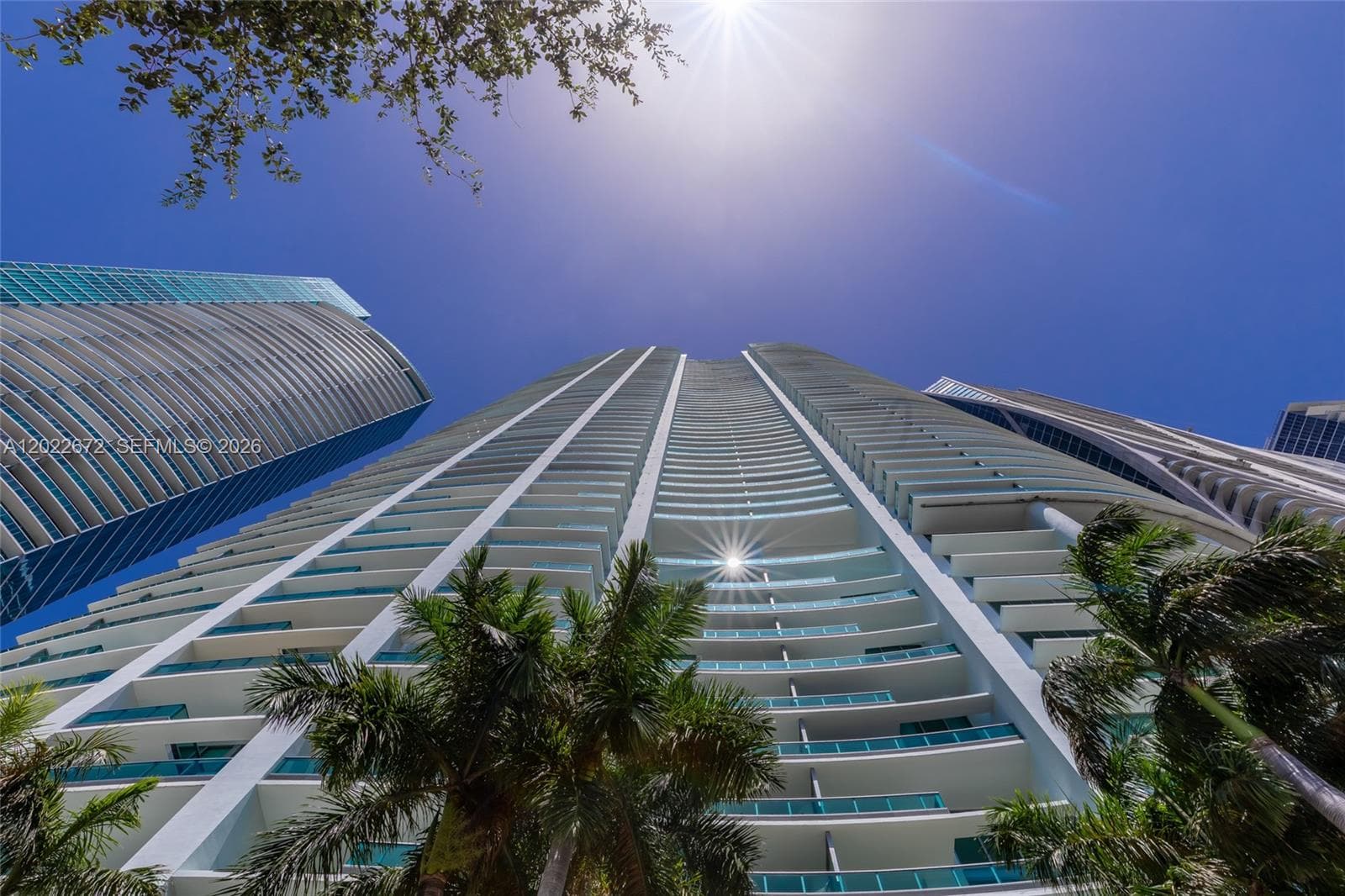 900 Biscayne Blvd # 2002, Miami FL 33132 — 37