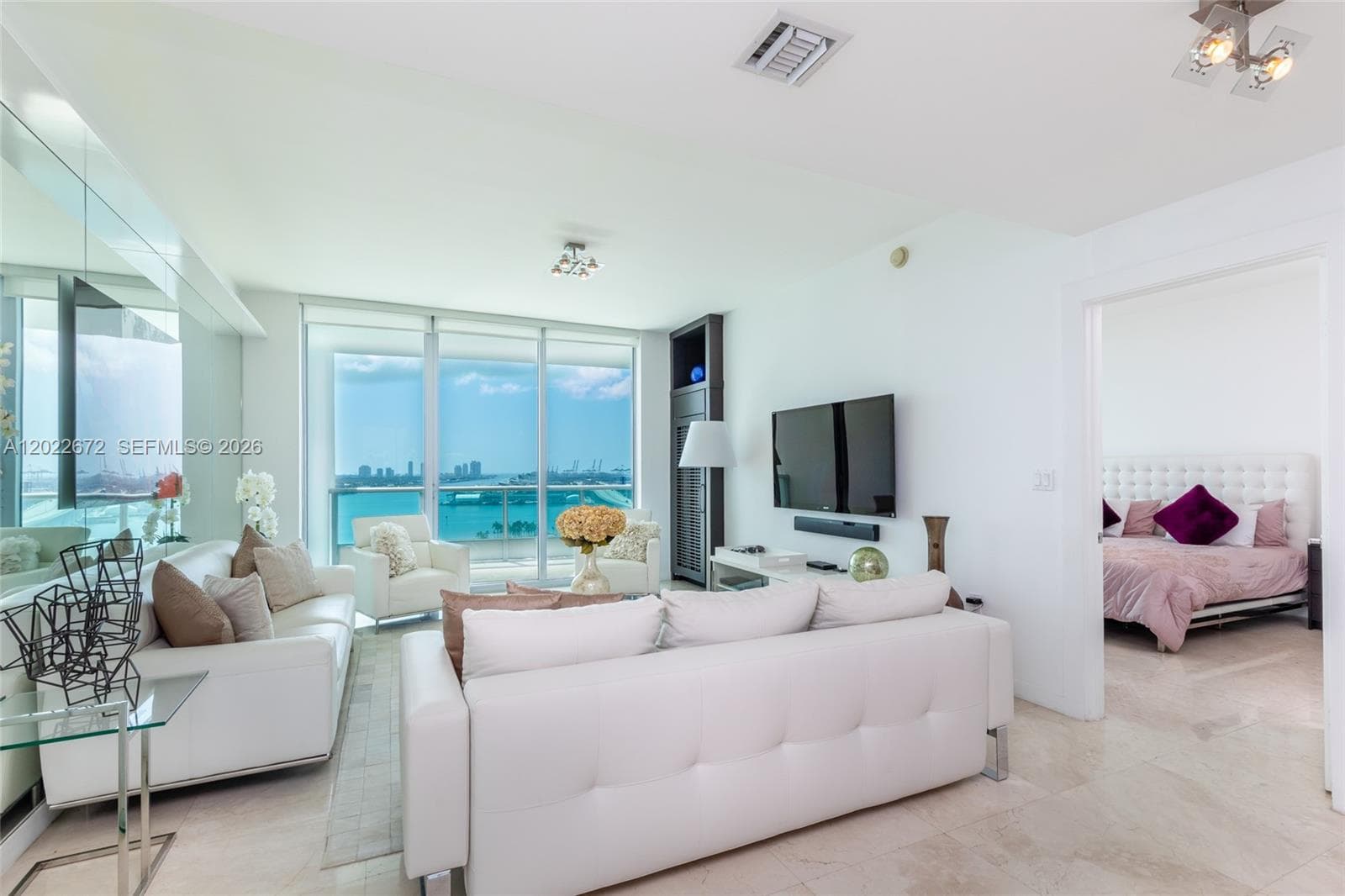 900 Biscayne Blvd # 2002, Miami FL 33132 — 11