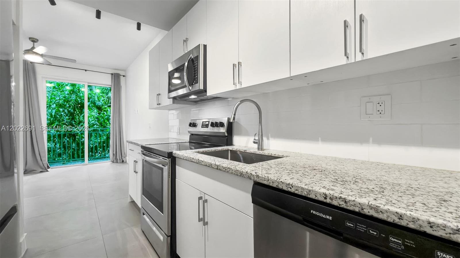 1536 NW 15th Ave # 103, Miami FL 33125 — 12