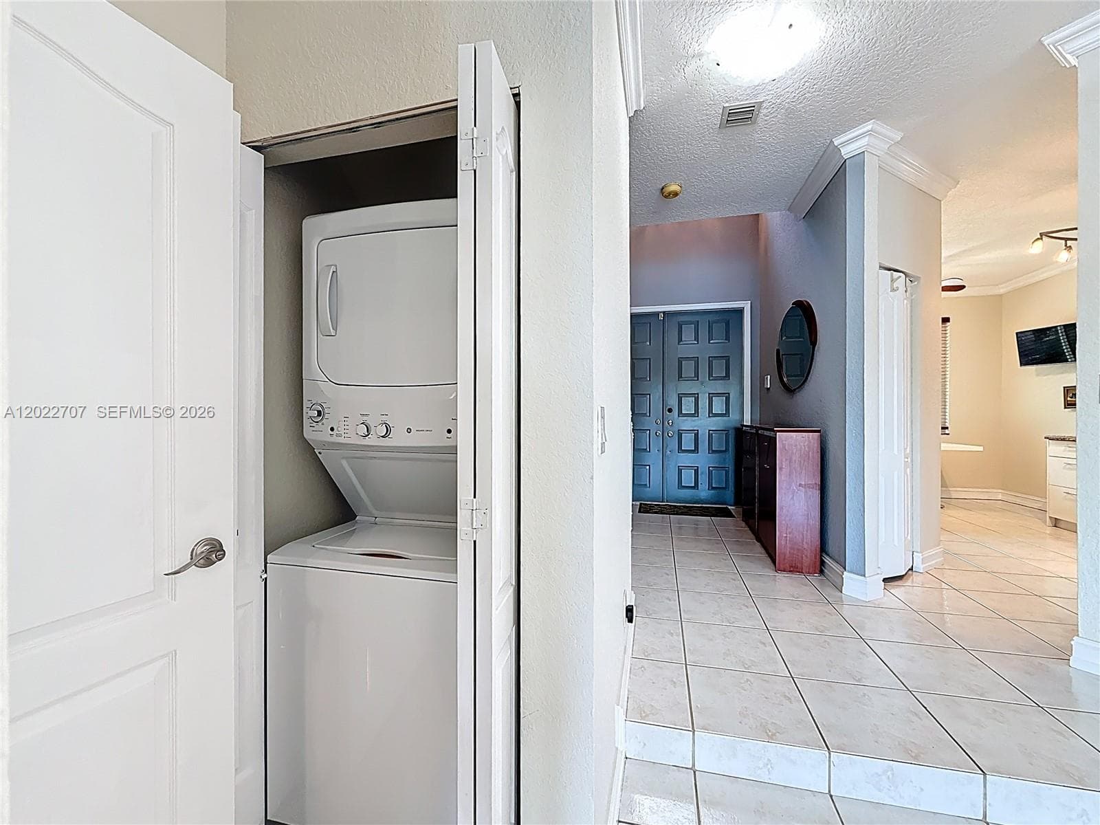 781 NE 195th St, Miami FL 33179 — 26