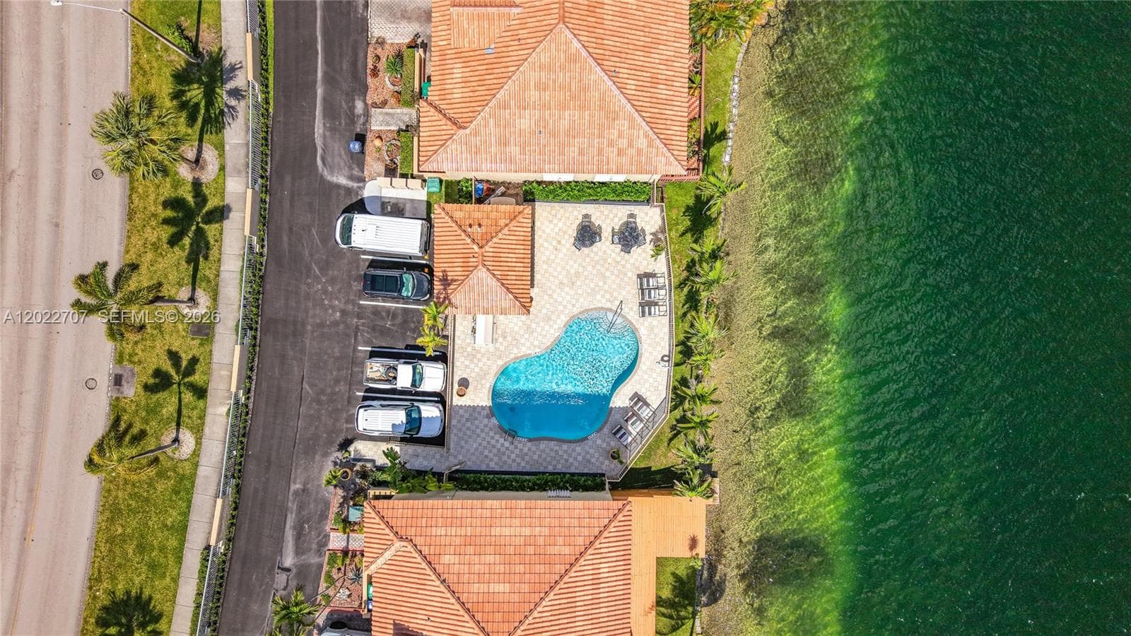 781 NE 195th St, Miami FL 33179 — 14