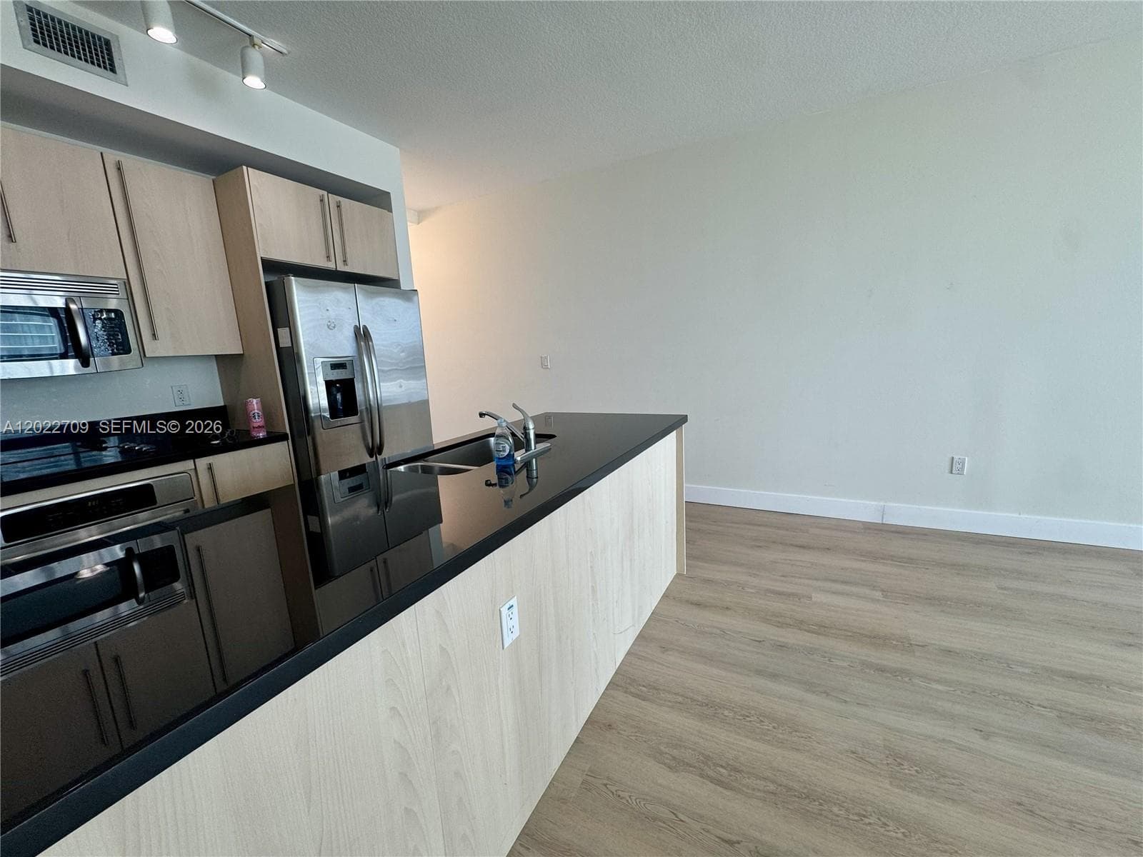 1111 SW 1st Ave # 2118, Miami FL 33130 — 5