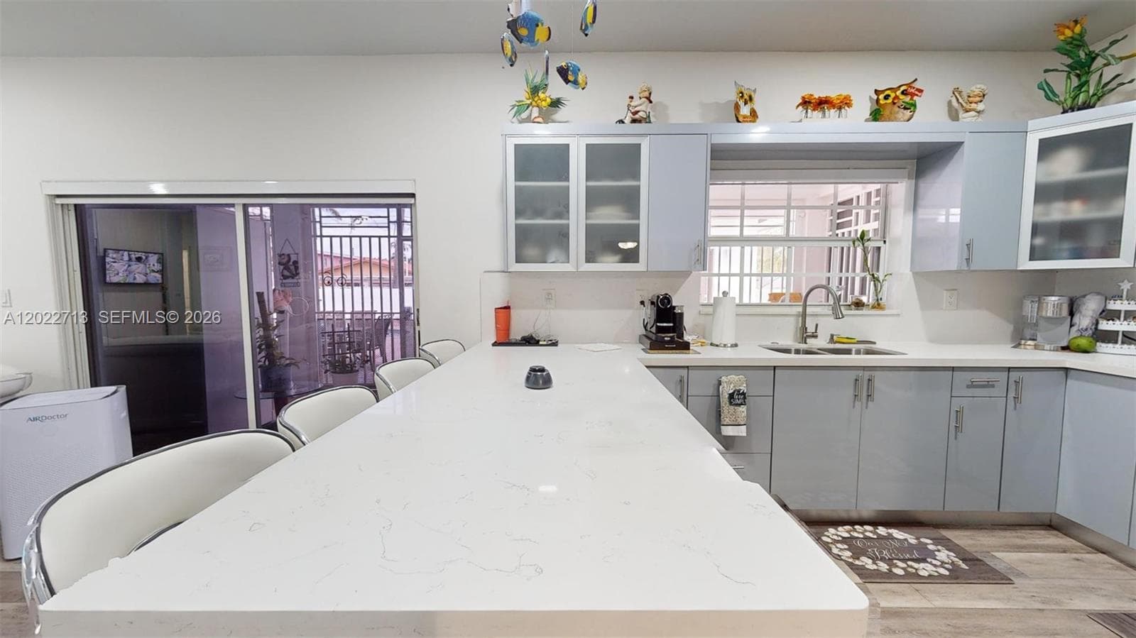 357 W 44th St, Hialeah FL 33012 — 23